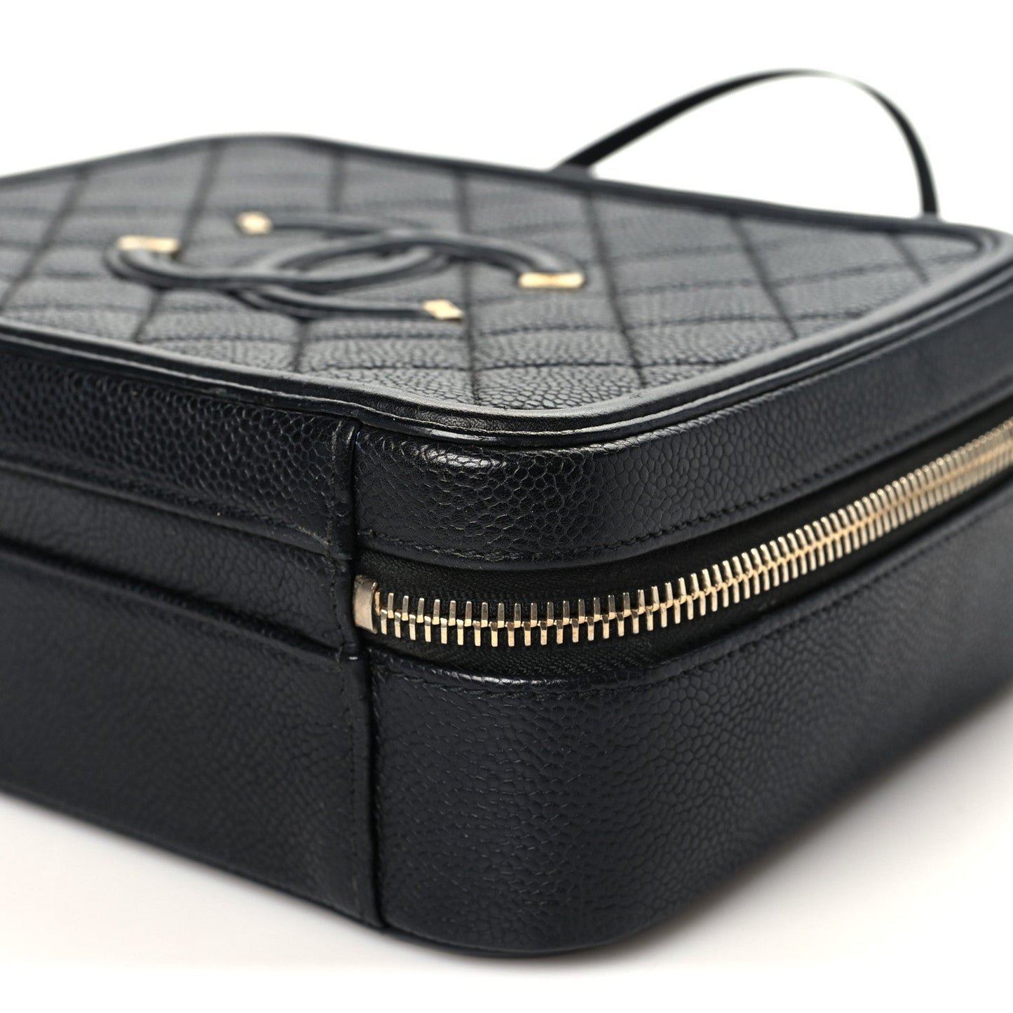 Caviar Quilted Medium CC Filigree Vanity Case Black