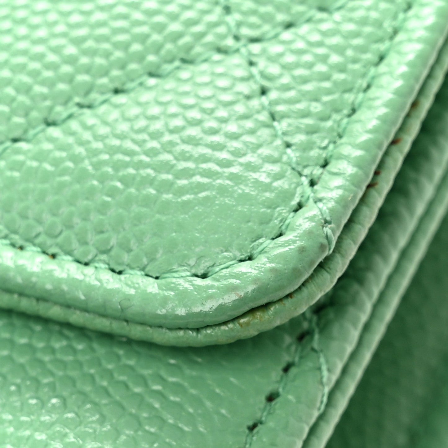 Caviar Quilted Wallet On Chain WOC Green