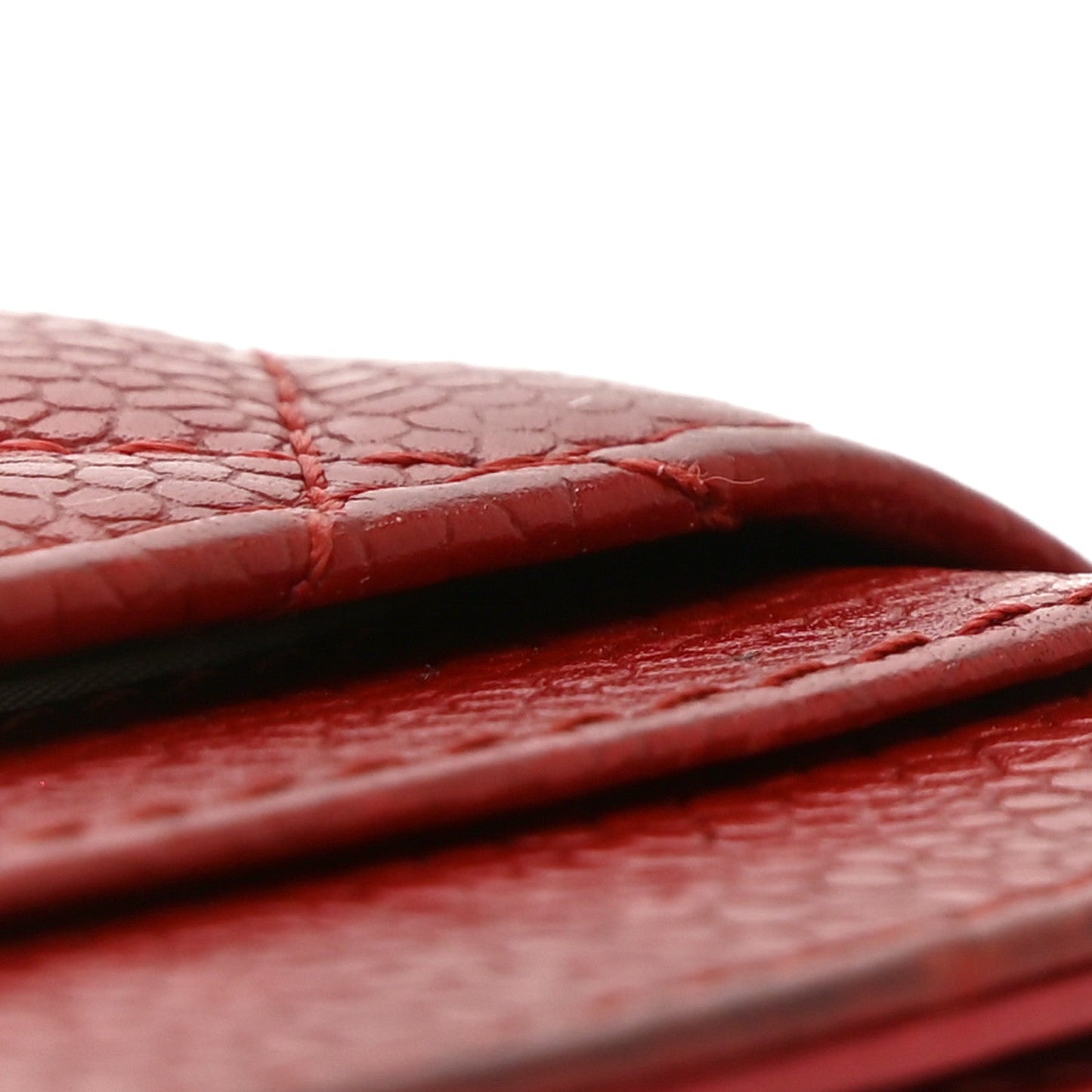 Caviar Quilted Card Holder Red