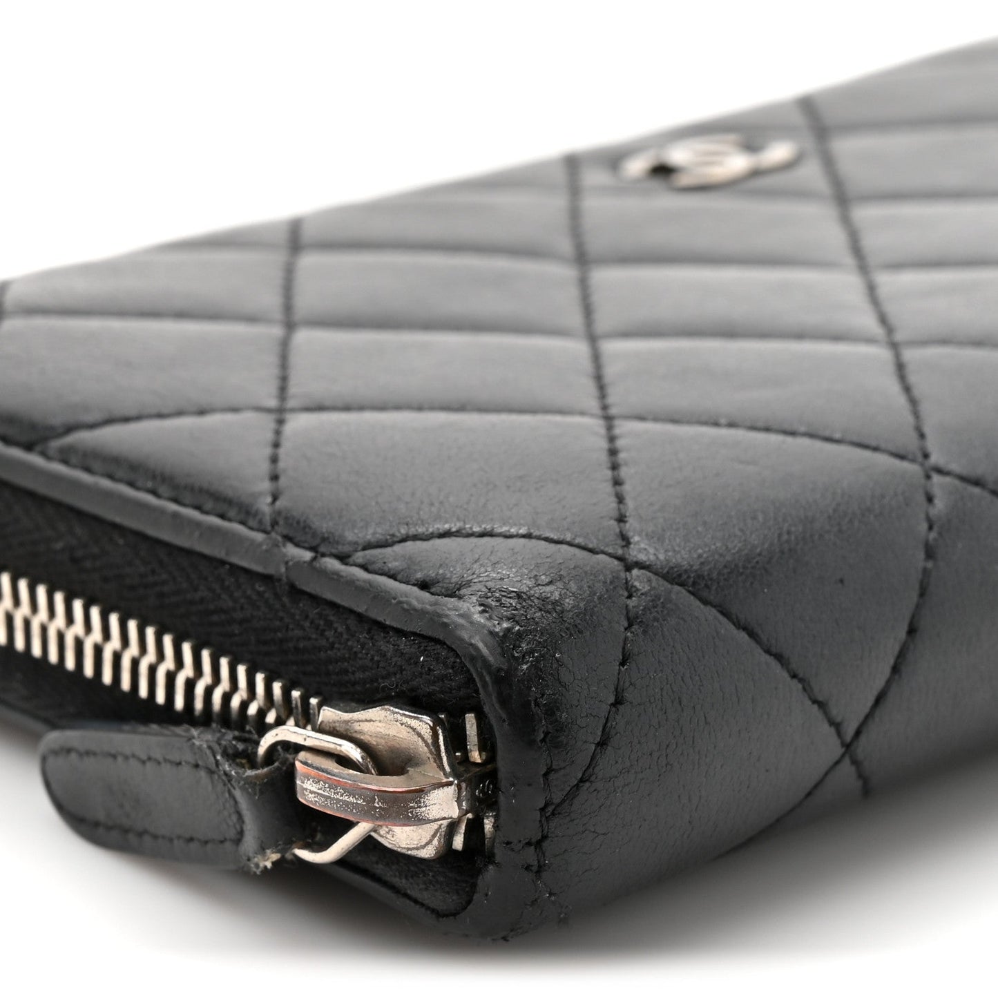 Lambskin Quilted Large Gusset Zip Around Wallet Black