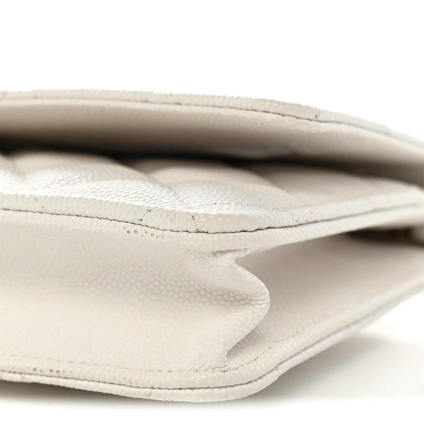 Caviar Quilted Wallet on Chain WOC White