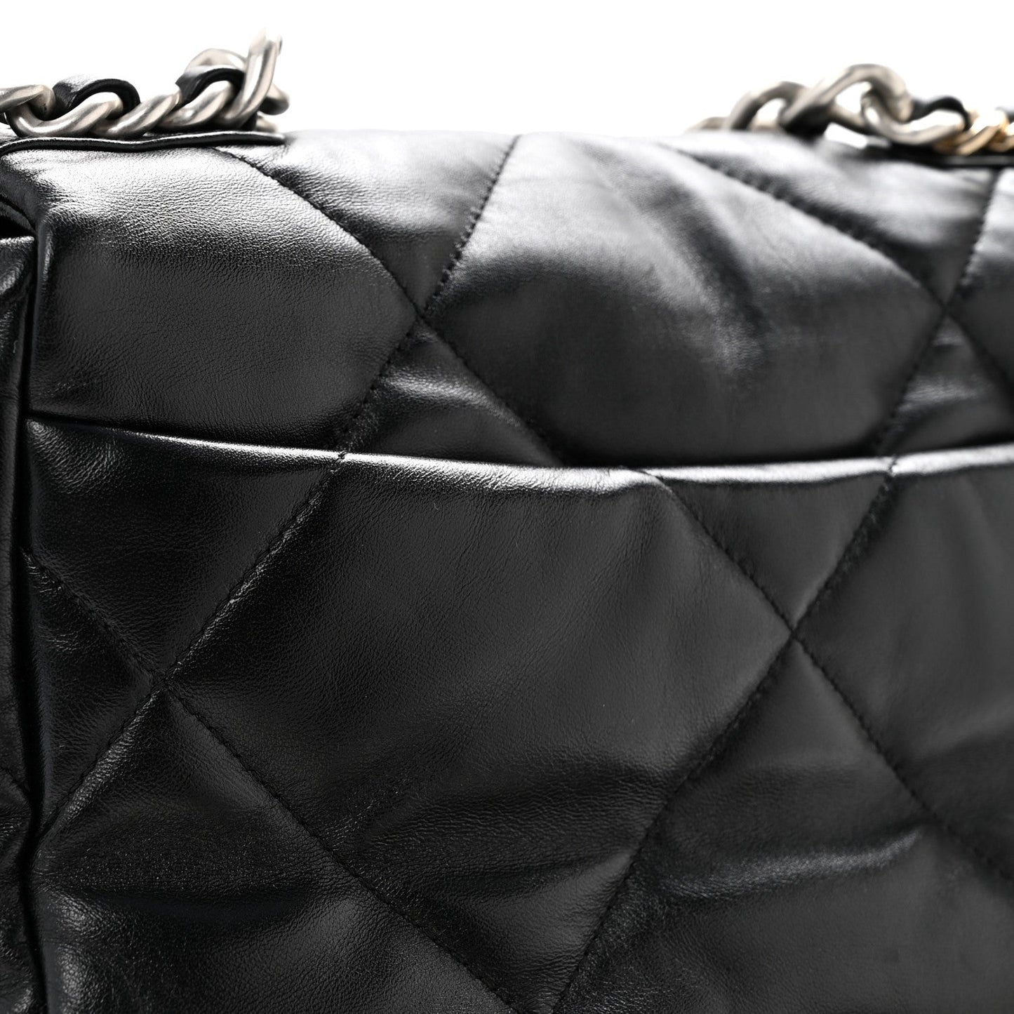 Lambskin Quilted Medium Chanel 19 Flap Black