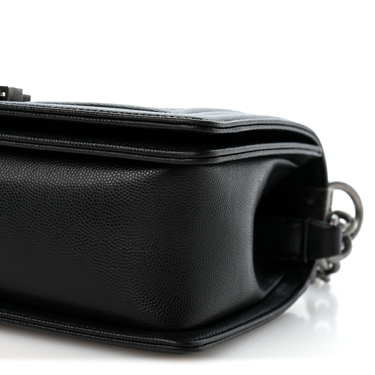 Caviar Chevron Quilted Medium Boy Flap Black