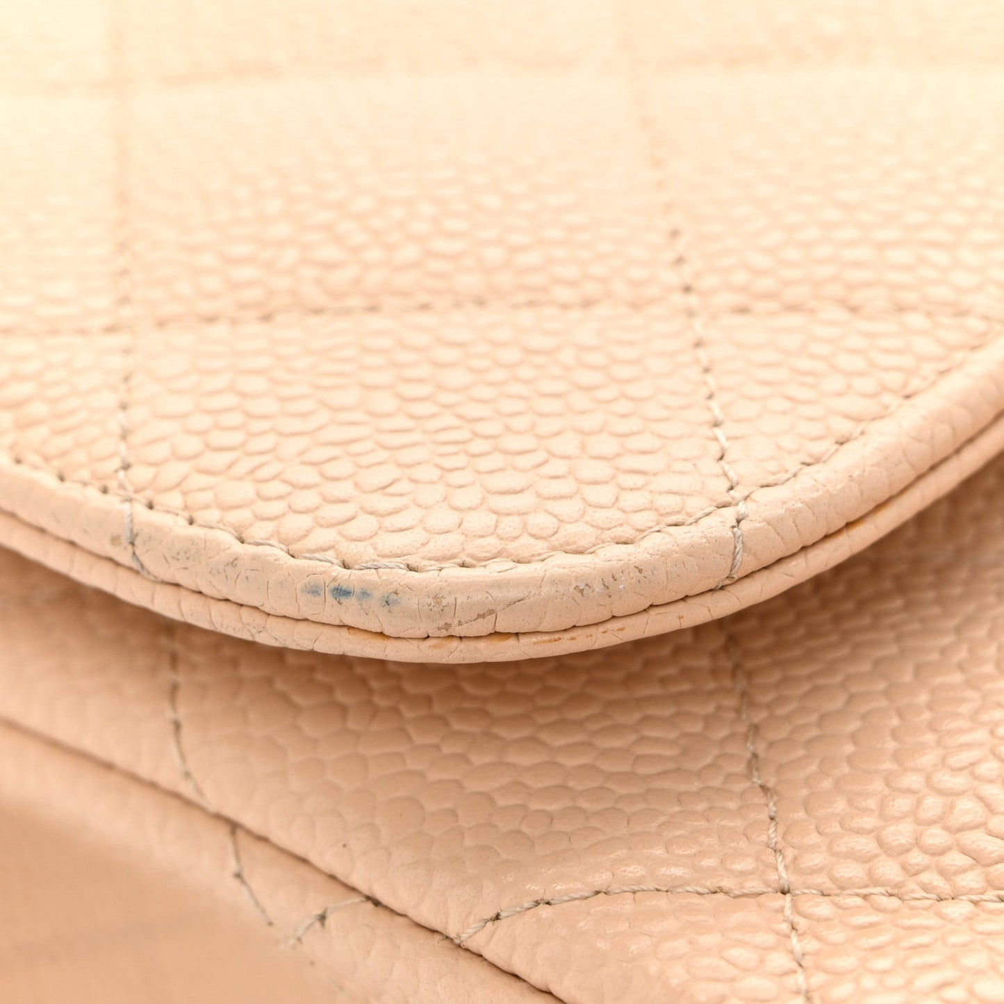 Caviar Quilted Jumbo Double Flap Beige Clair