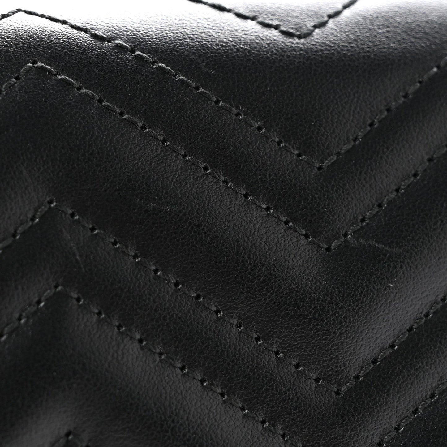 Calfskin Matelasse GG Marmont Compact Wallet Black