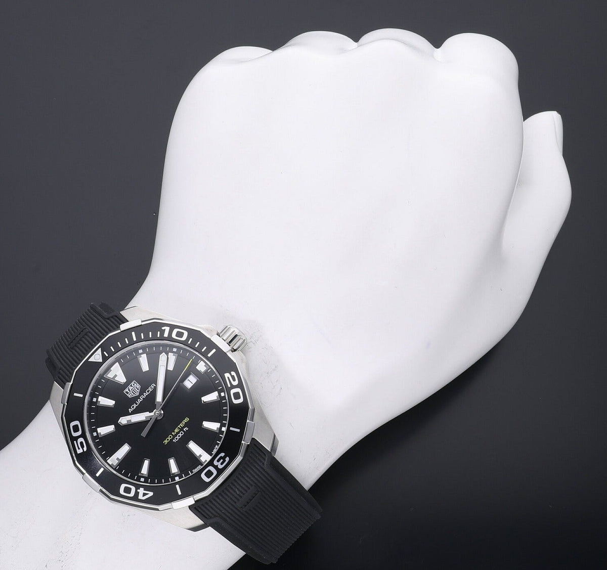Tag Heuer Aquaracer Quartz Black Dial Black Rubber Strap Watch for Men - WAY101A.FT6141