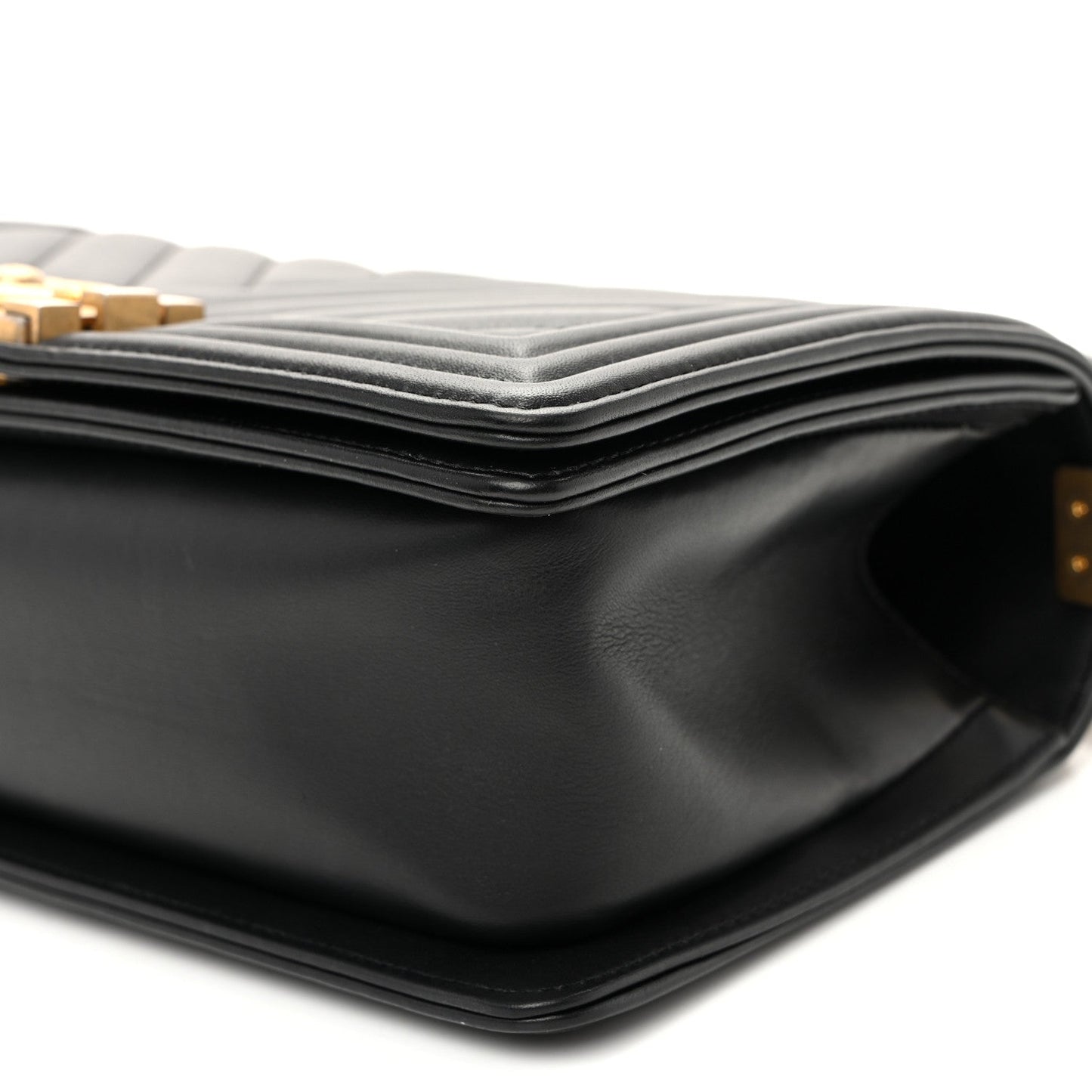 Calfskin Chevron Quilted Medium Boy Flap Black