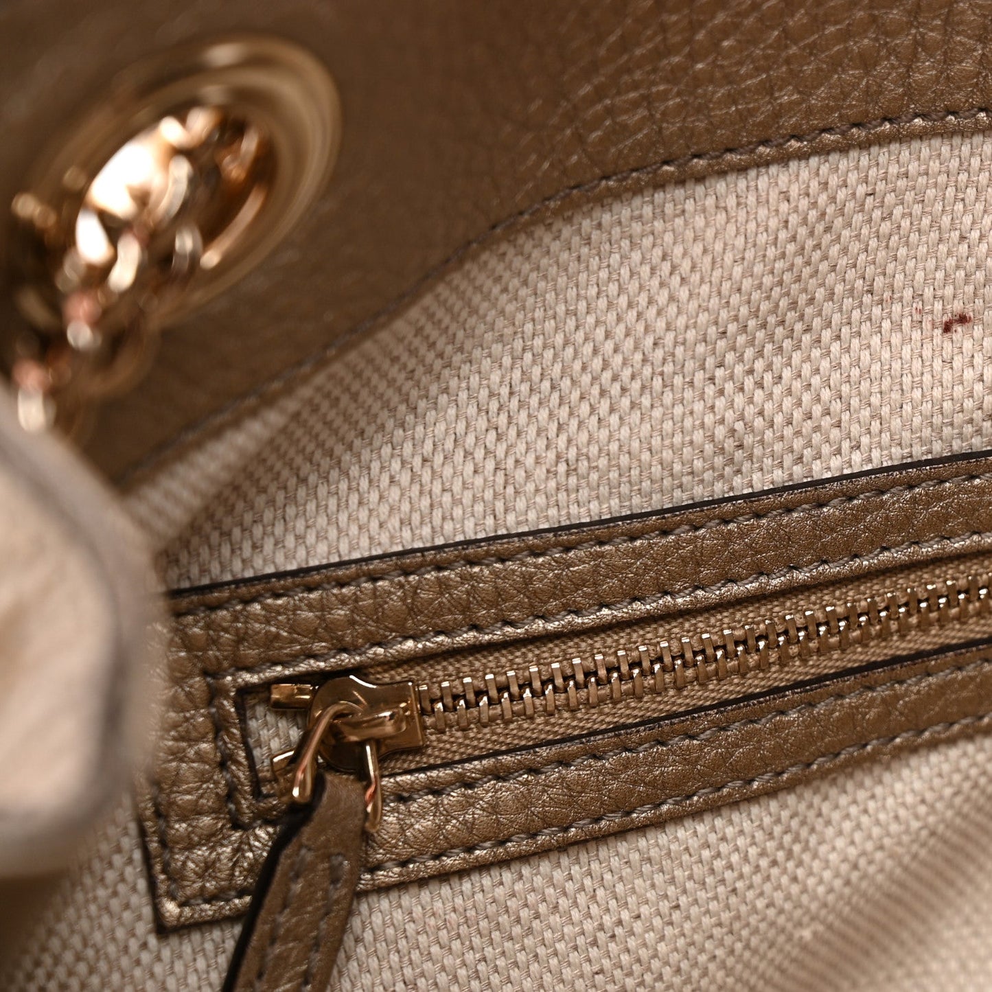 Metallic Pebbled Calfskin Medium Soho Chain Shoulder Bag Golden Beige