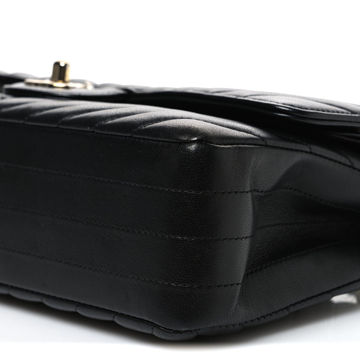 Lambskin Chevron Quilted Medium Double Flap Black