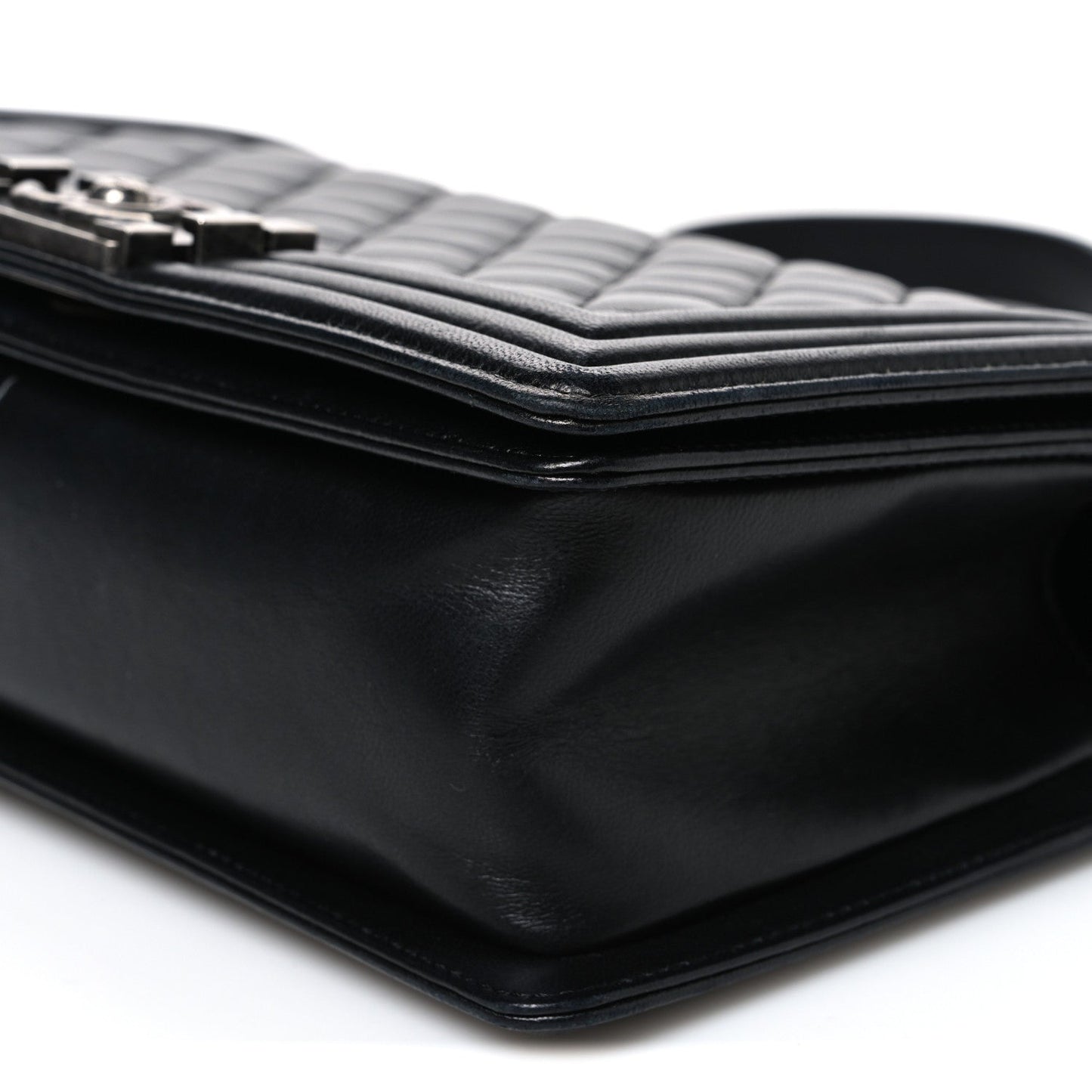 Lambskin Quilted Medium Boy Flap Black