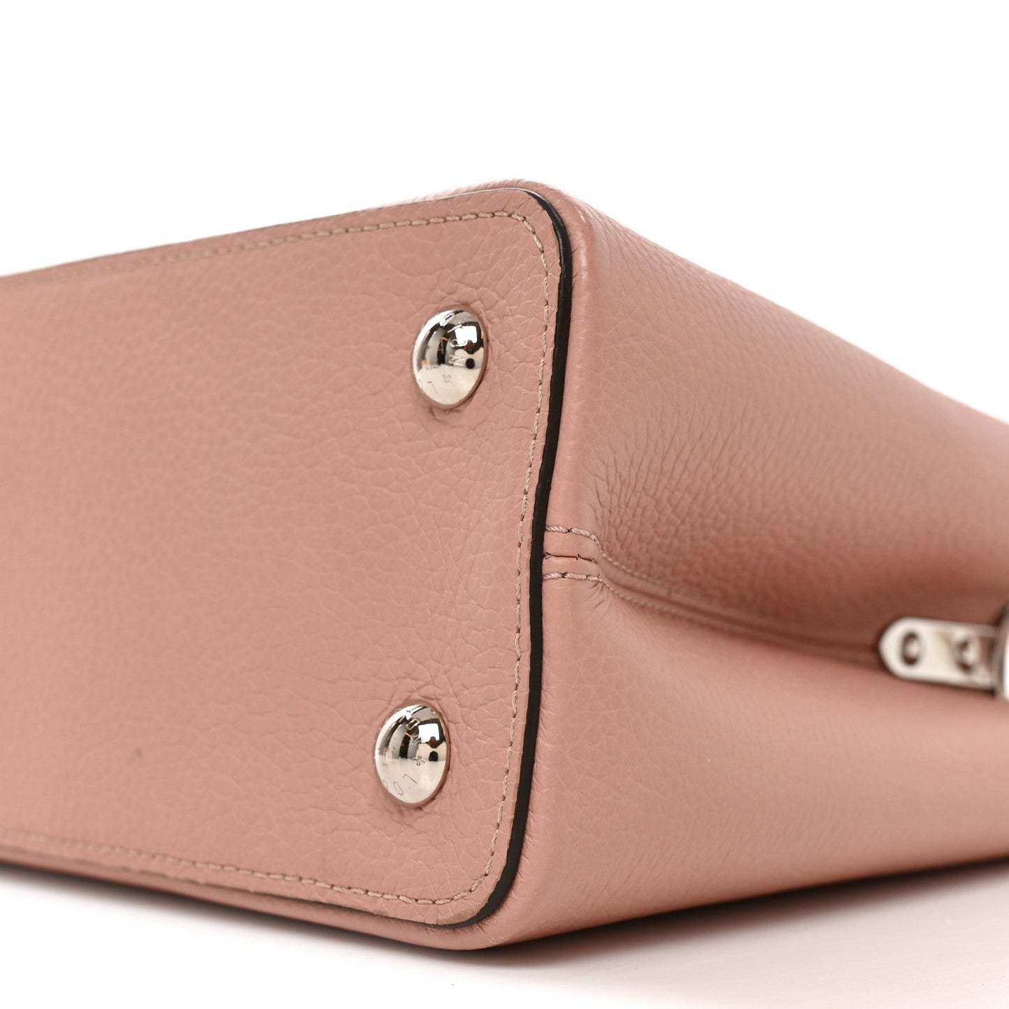 Taurillon Snakeskin Capucines PM Magnolia