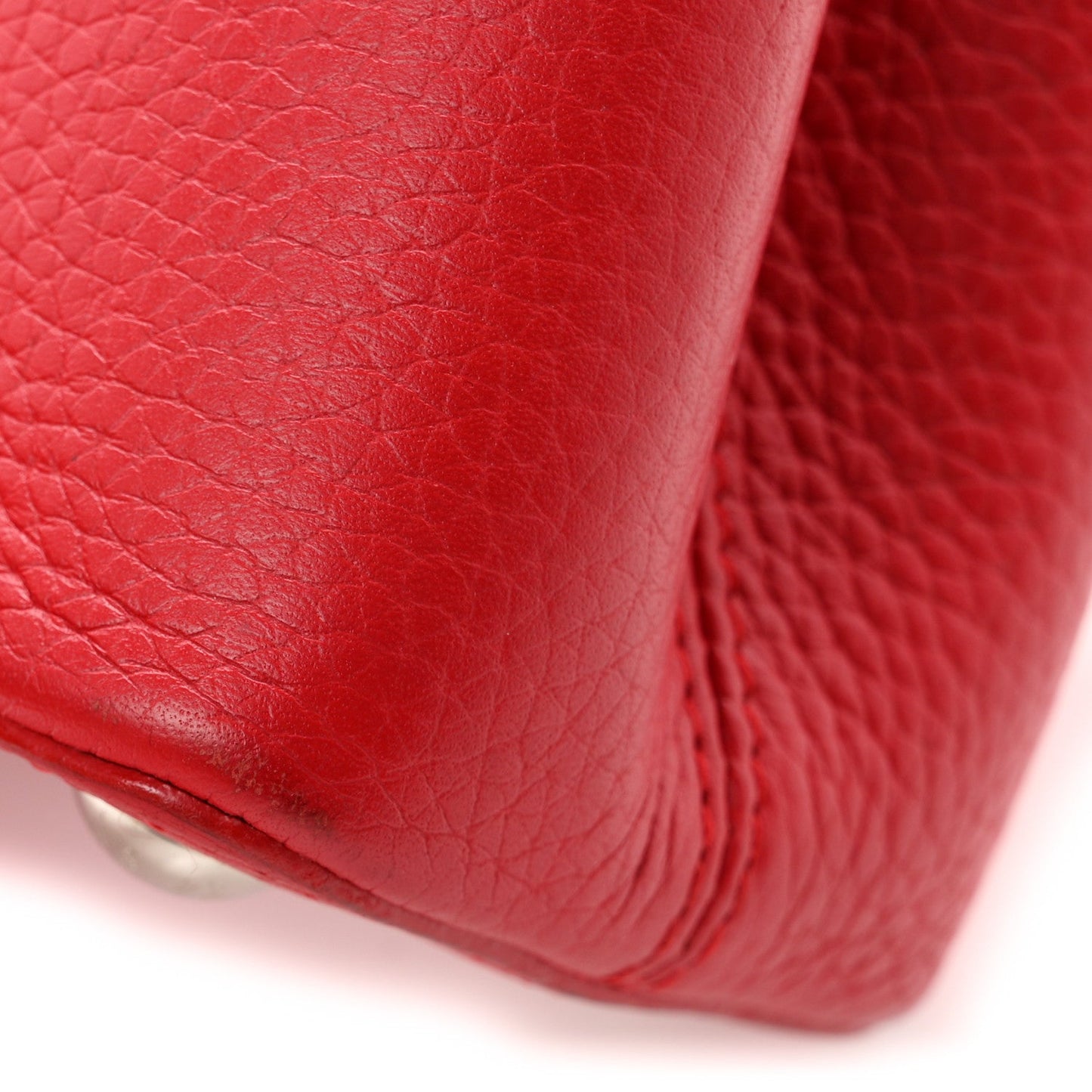 Taurillon Capucines BB Scarlet Red