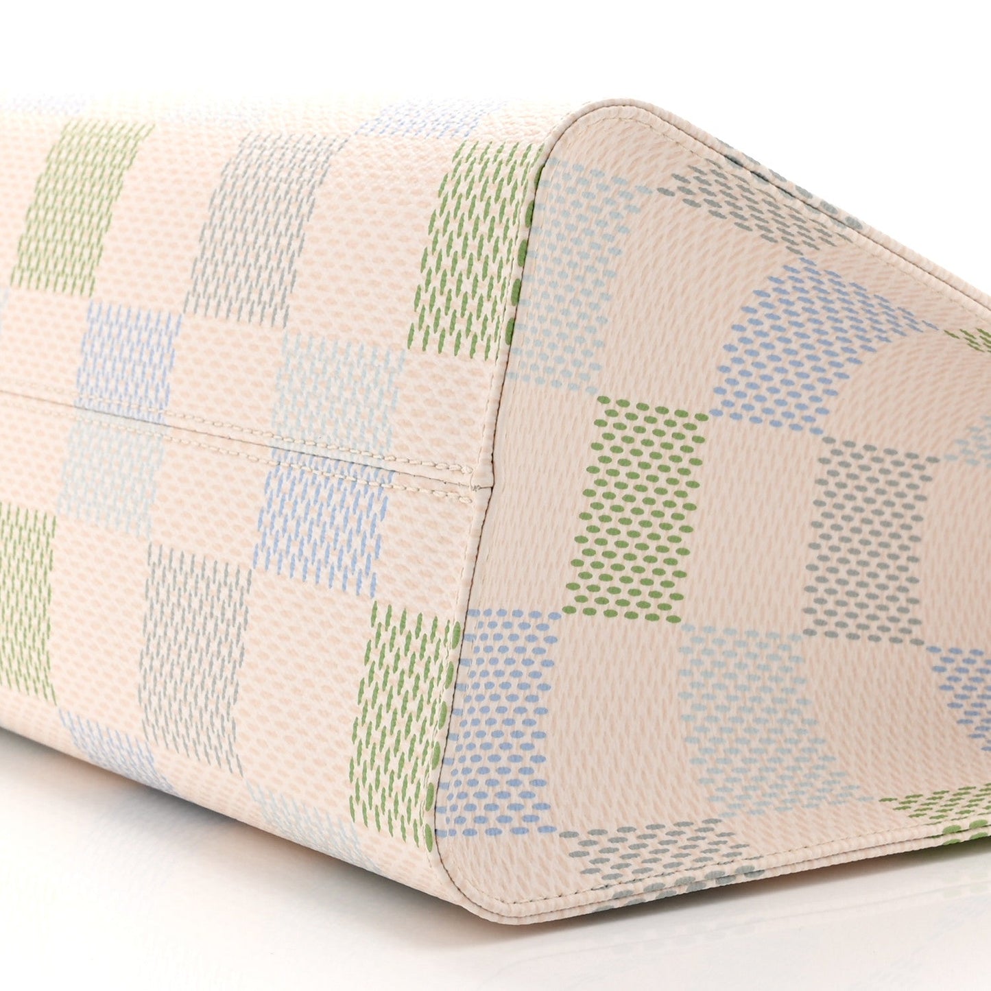 Damier Giant Onthego MM Pistachio