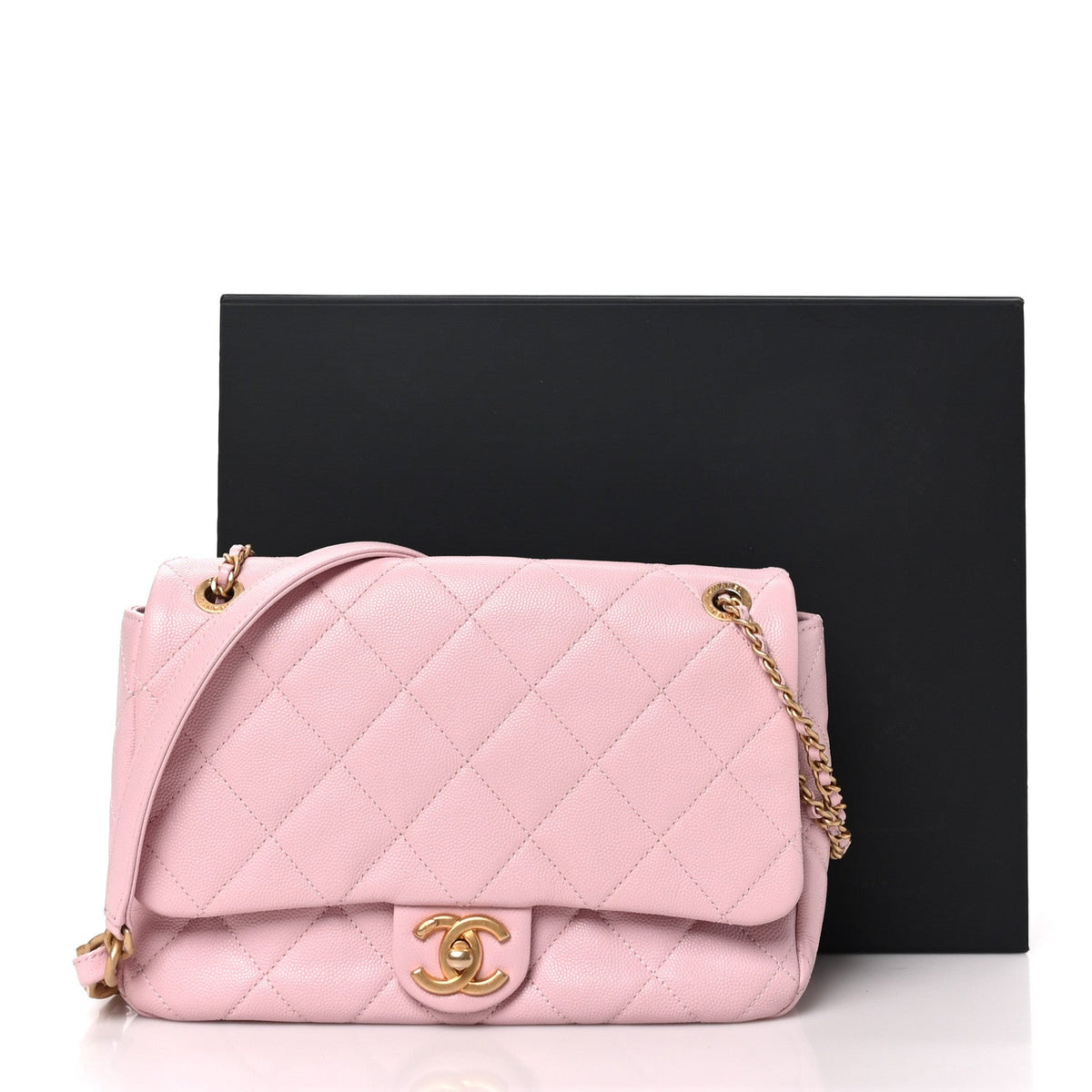 Caviar Quilted Medium Chain Flap Light Pink