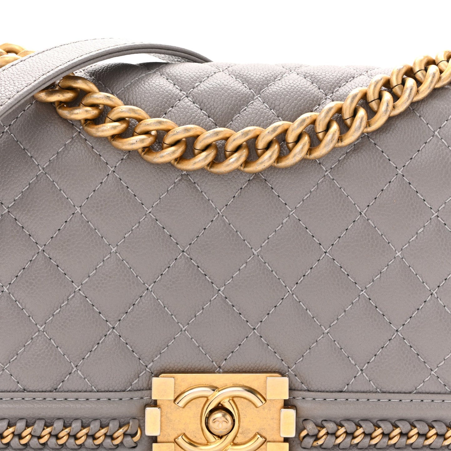 Caviar Quilted Chain Around Medium Boy Flap Grey