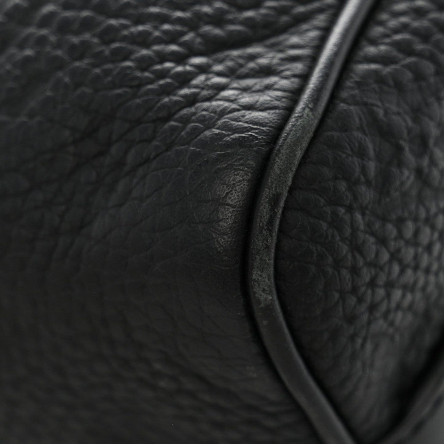 Monogram Taurillon Keepall Bandouliere 25 Black