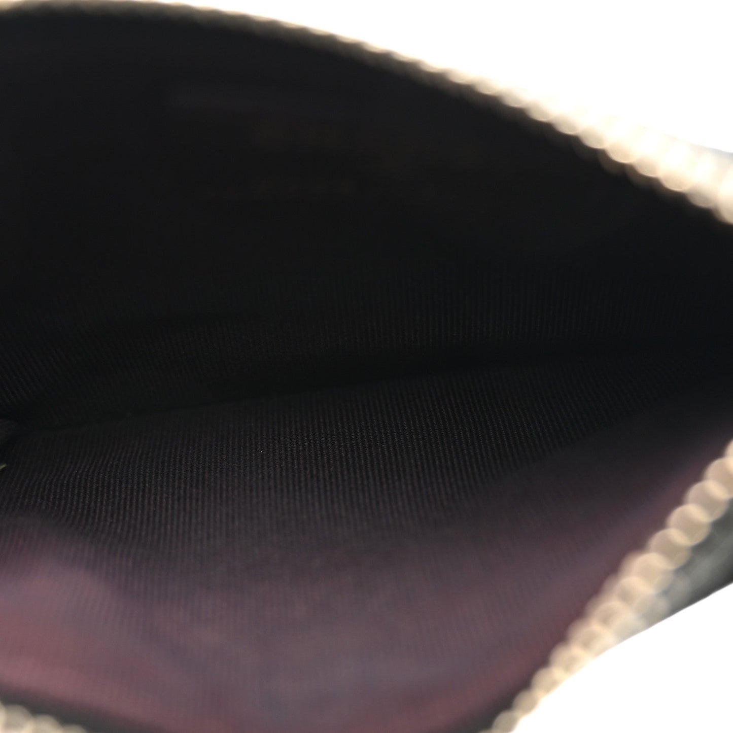 Caviar Quilted CC Zip Card Holder Black
