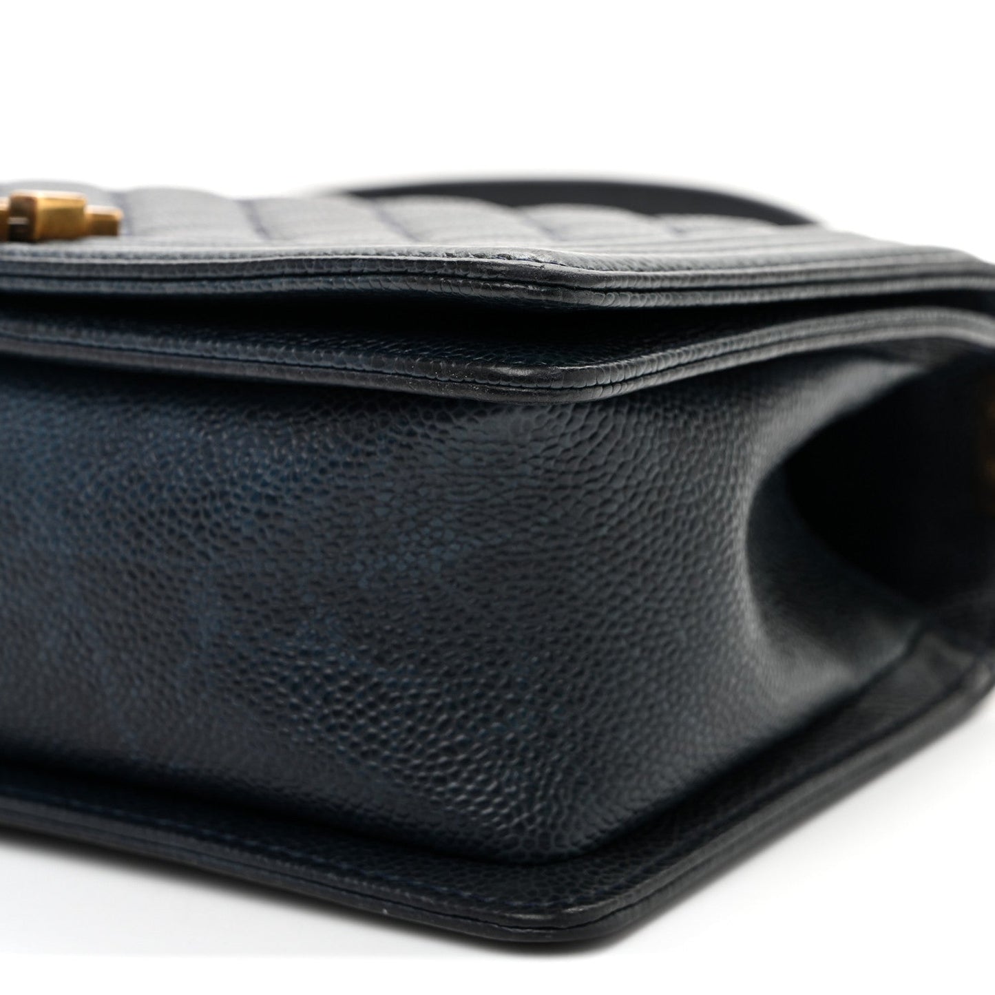 Caviar Quilted Medium Boy Flap Navy