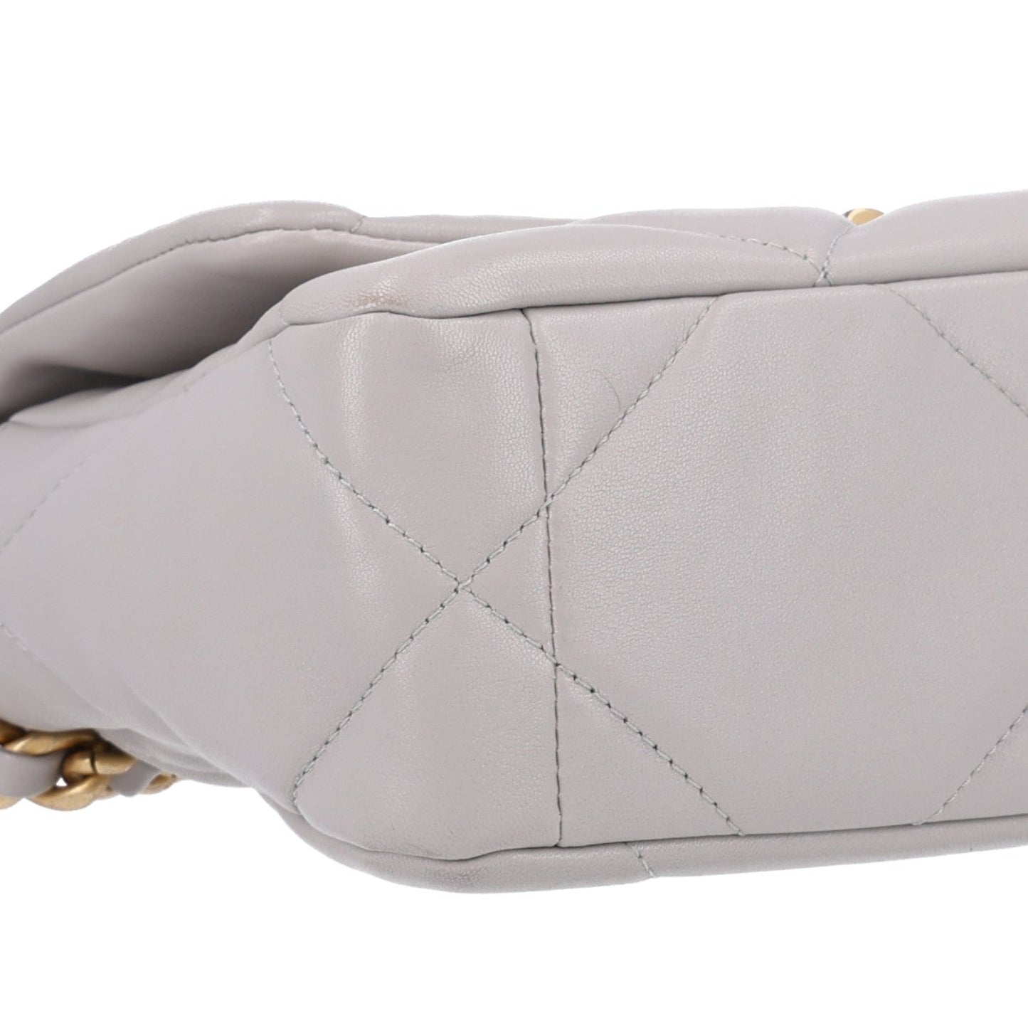Lambskin Quilted Medium Chanel 19 Flap Grey