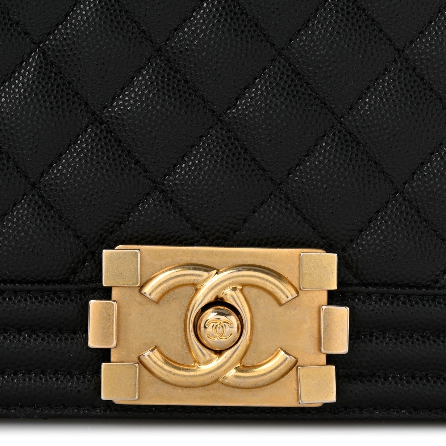 Caviar Quilted New Medium Boy Flap Black
