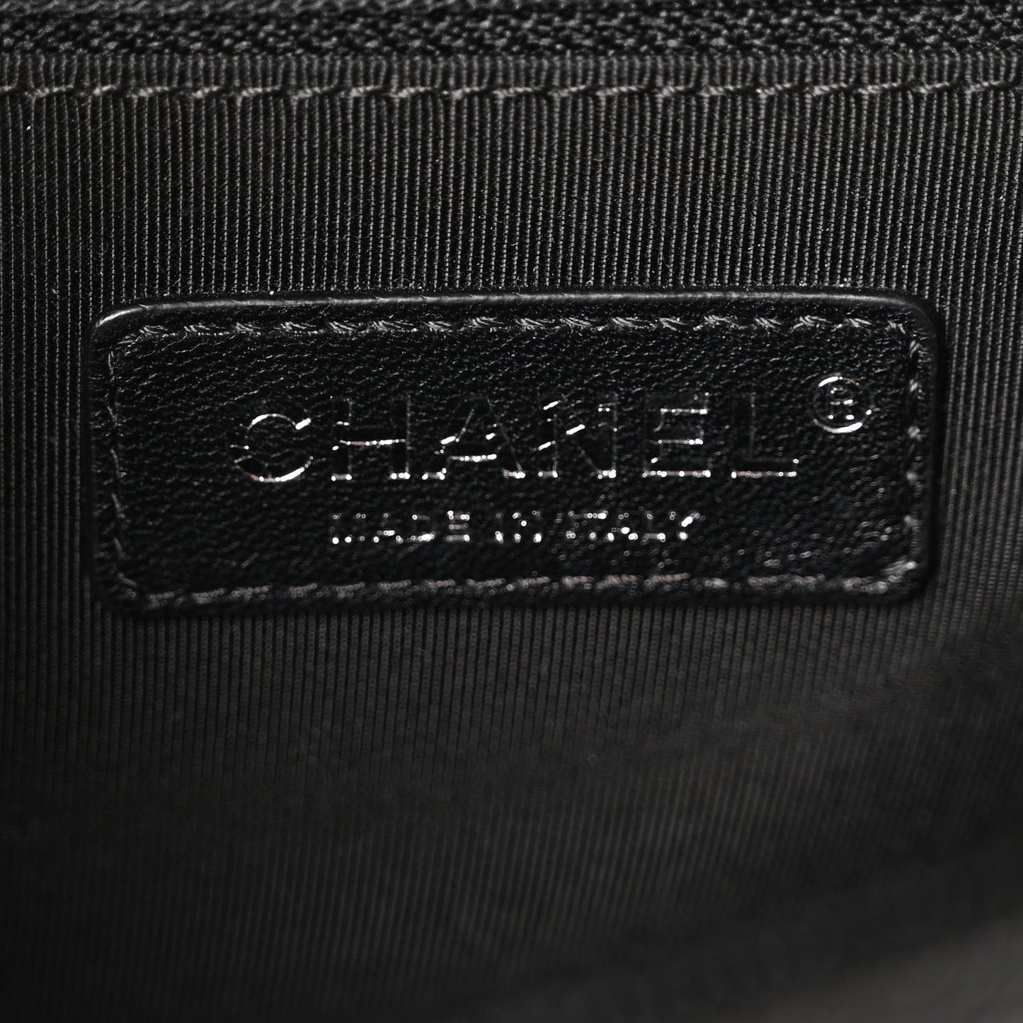 Caviar Quilted New Medium Boy Flap Black