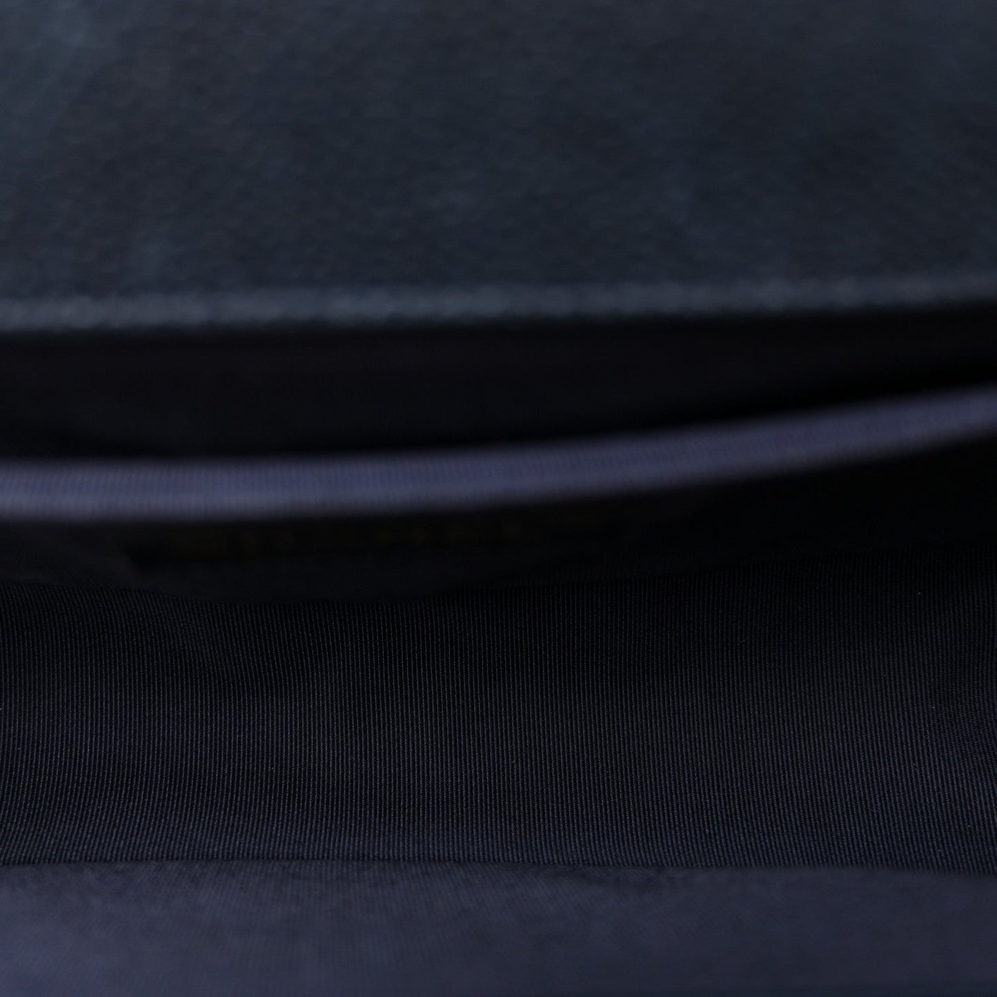 Caviar Quilted Medium Boy Flap Navy