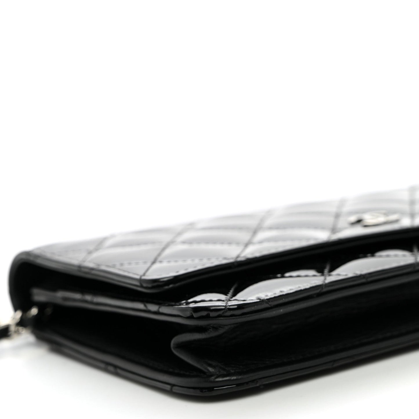 Patent Quilted Wallet On Chain WOC Black