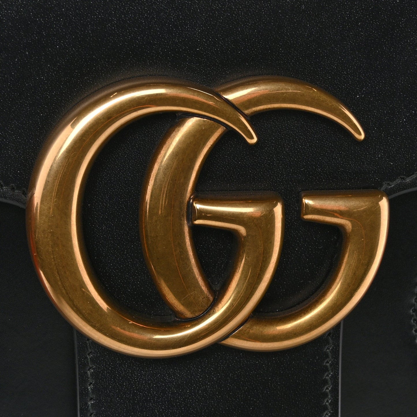 Knight Calfskin Malaga Kid Heart Medium GG Marmont Chain Handle Bag Black Hibiscus Red Multicolor
