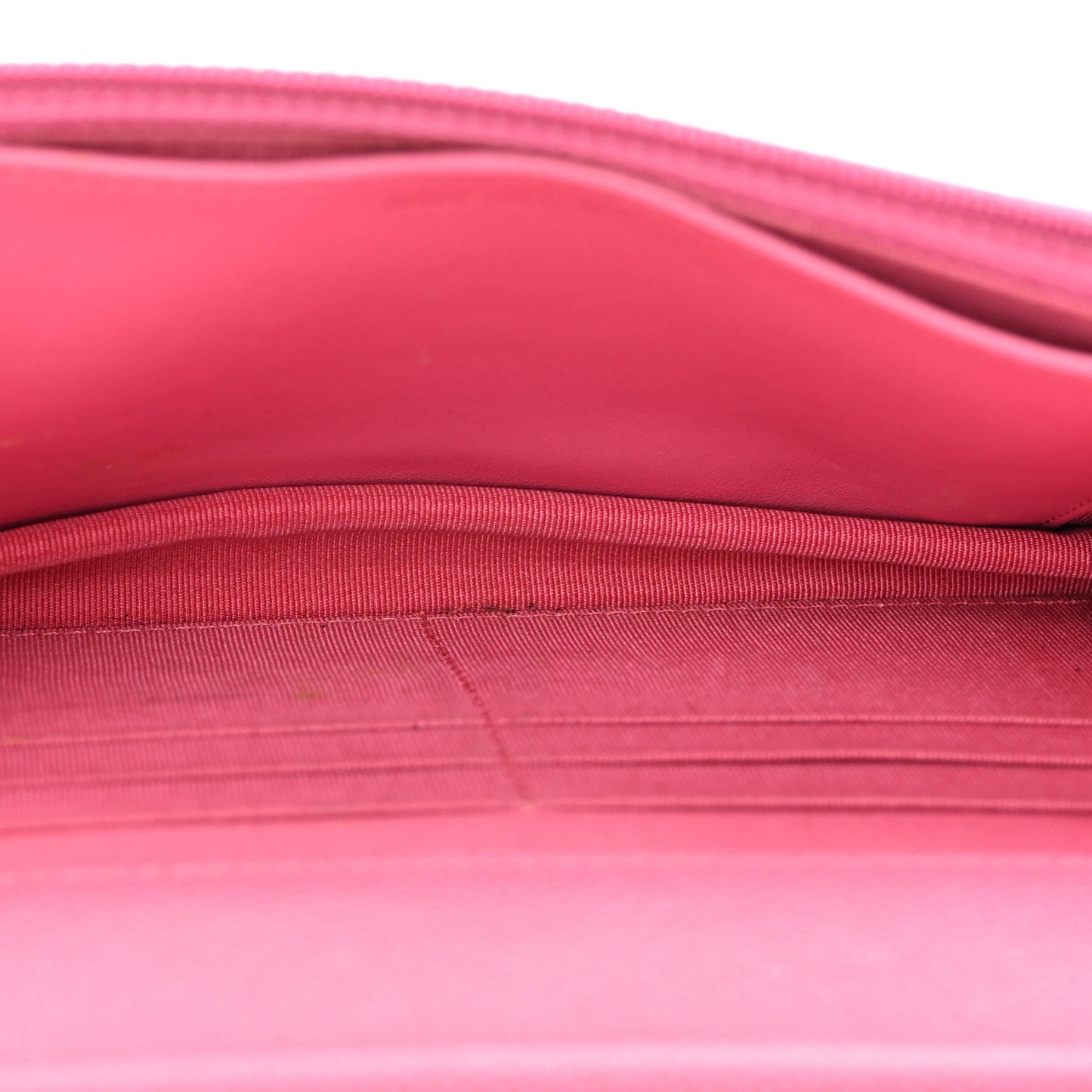 Caviar Quilted Wallet on Chain WOC Pink