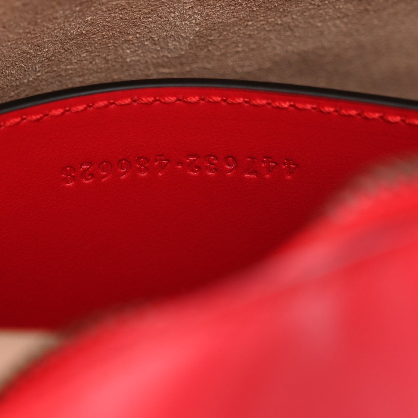 Calfskin Matelasse Small GG Marmont Chain Shoulder Bag Hibiscus Red