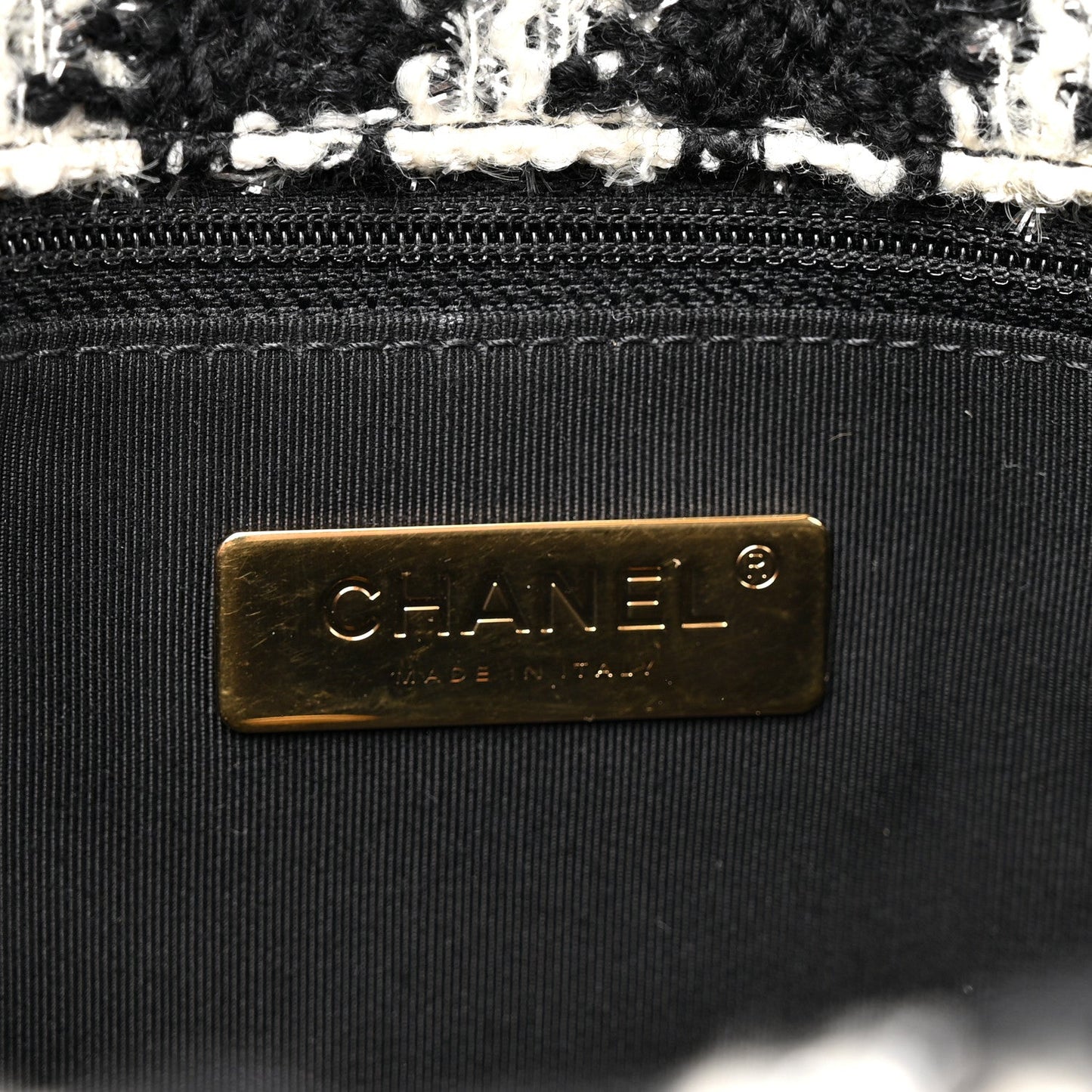 Tweed Quilted Medium Chanel 19 Flap Black Ecru White