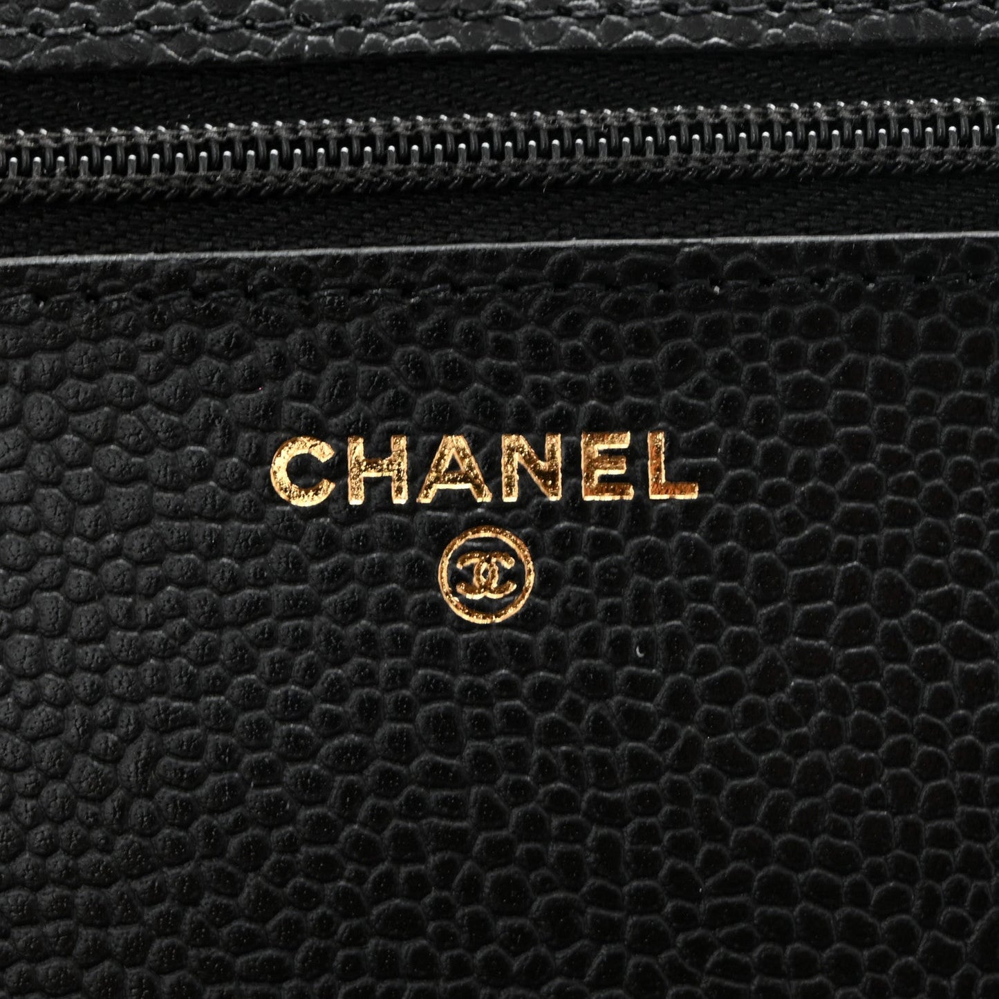 Caviar Quilted CC Turnlock Wallet On Chain WOC Black