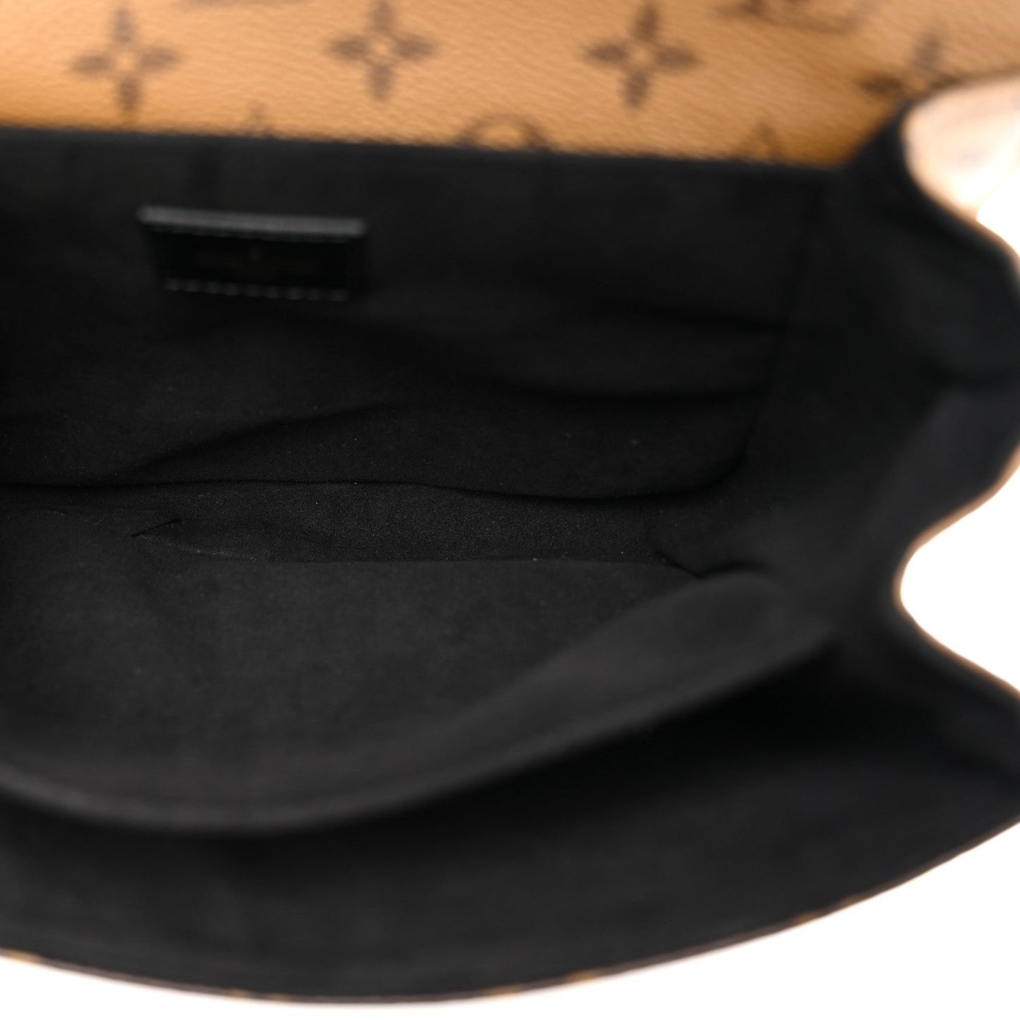Reverse Monogram Pochette Metis