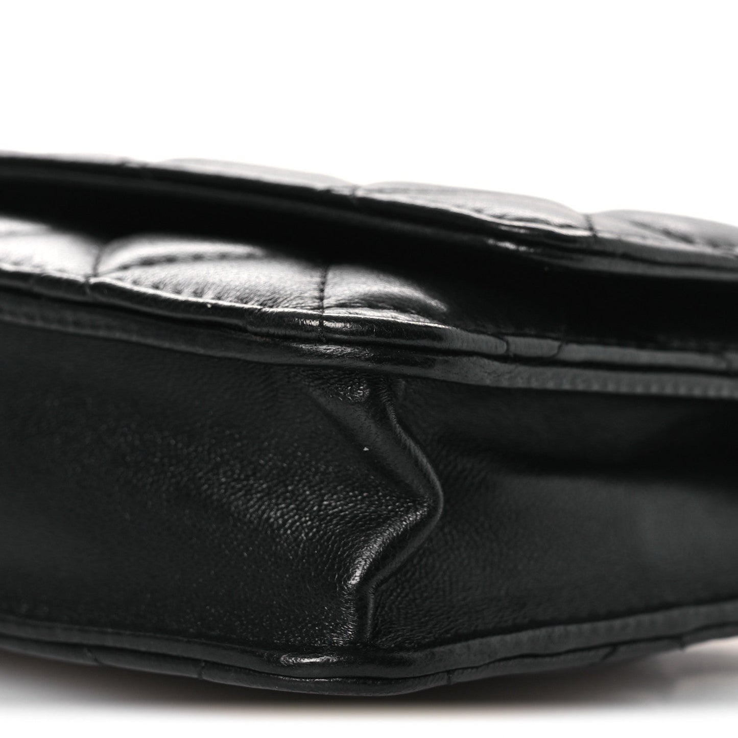 Lambskin Quilted Wallet On Chain WOC Black