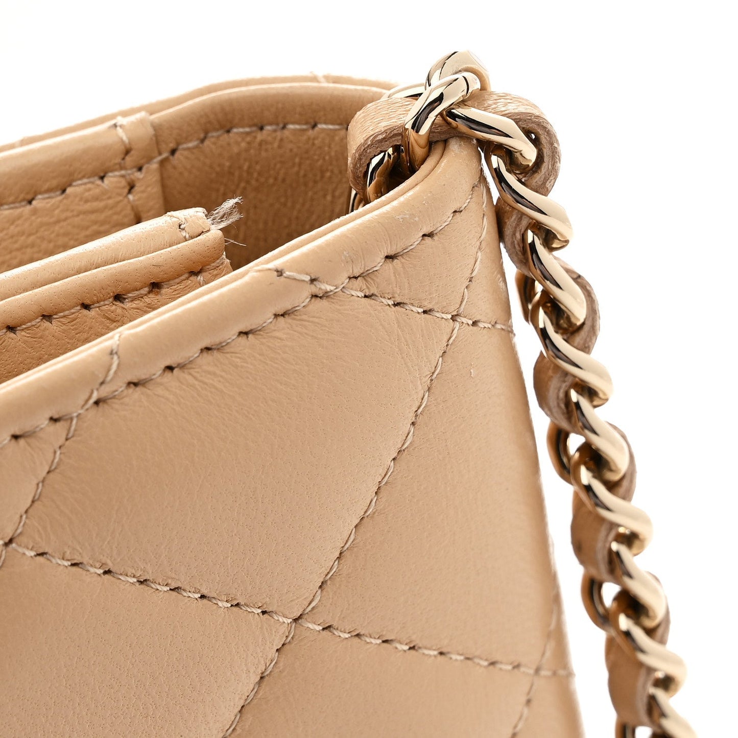 Lambskin Quilted Wallet On Chain WOC Beige Black