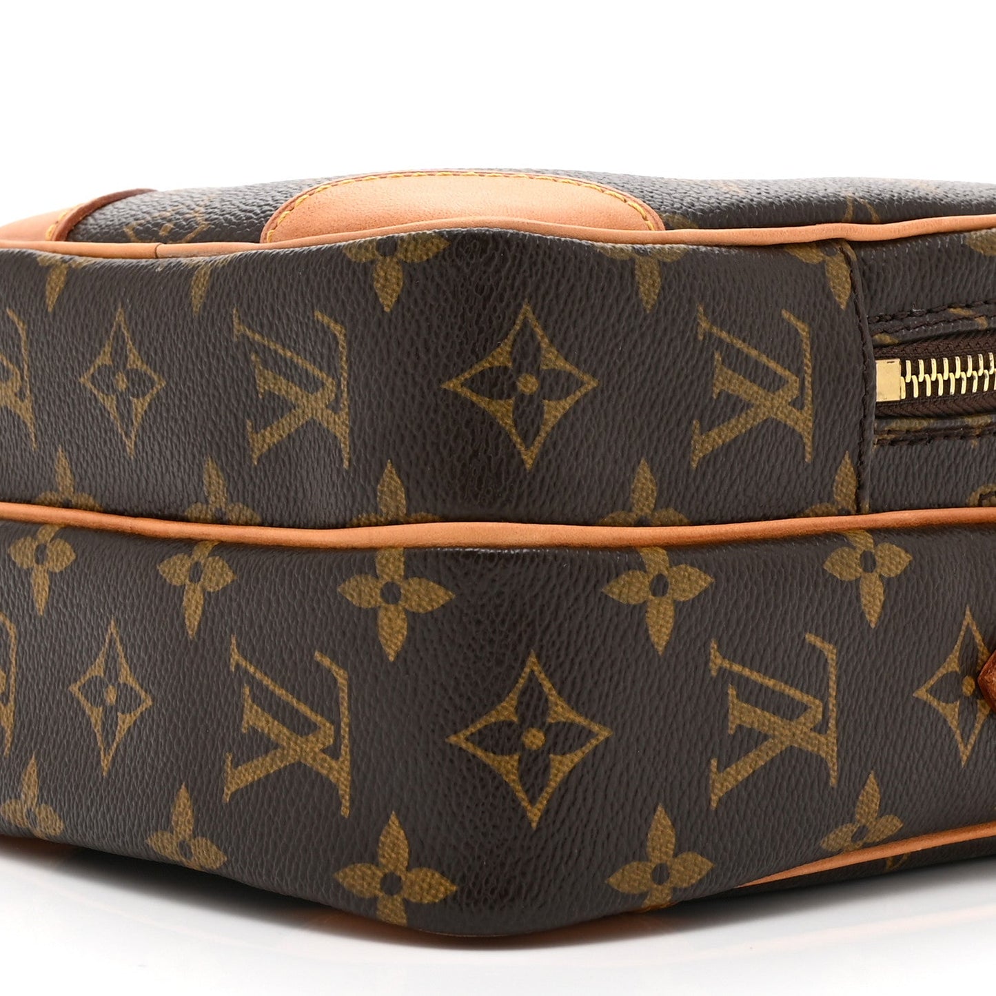 Monogram Amazone