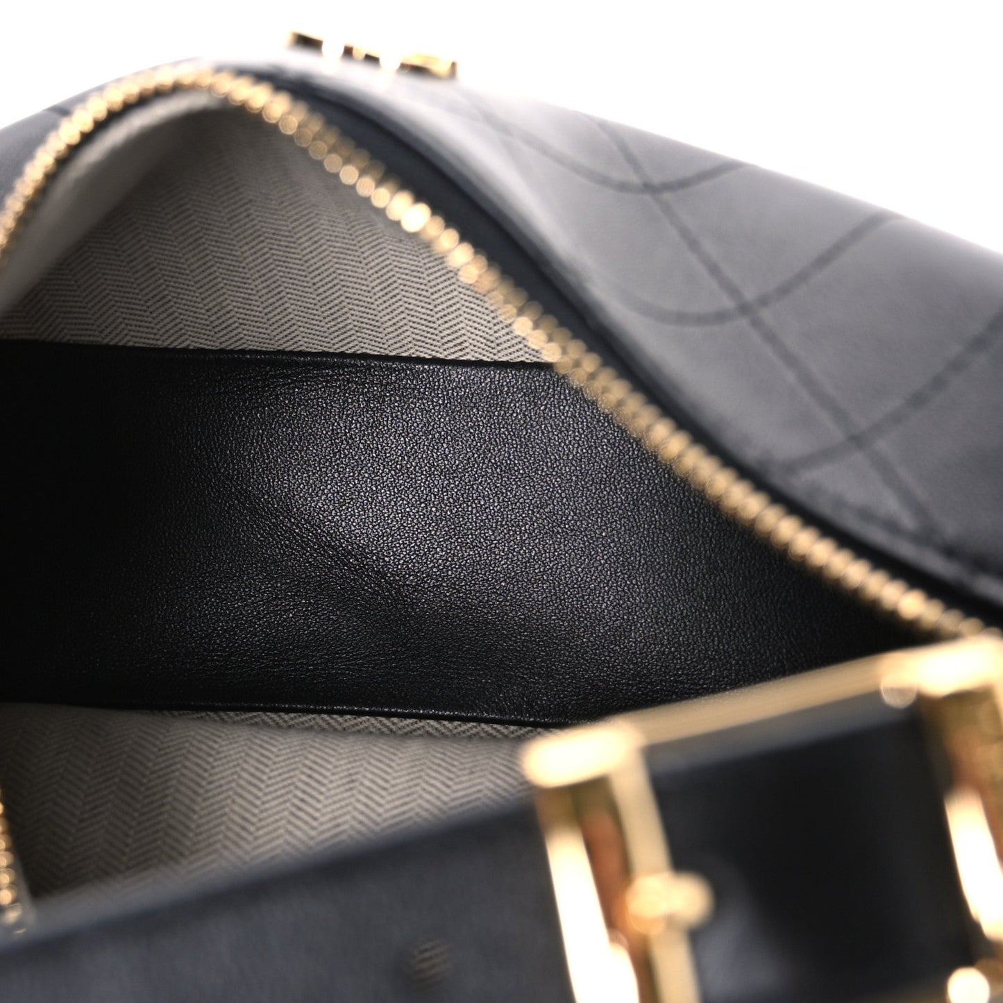 Lambskin Quilted Hobo Clutch With Chain Black
