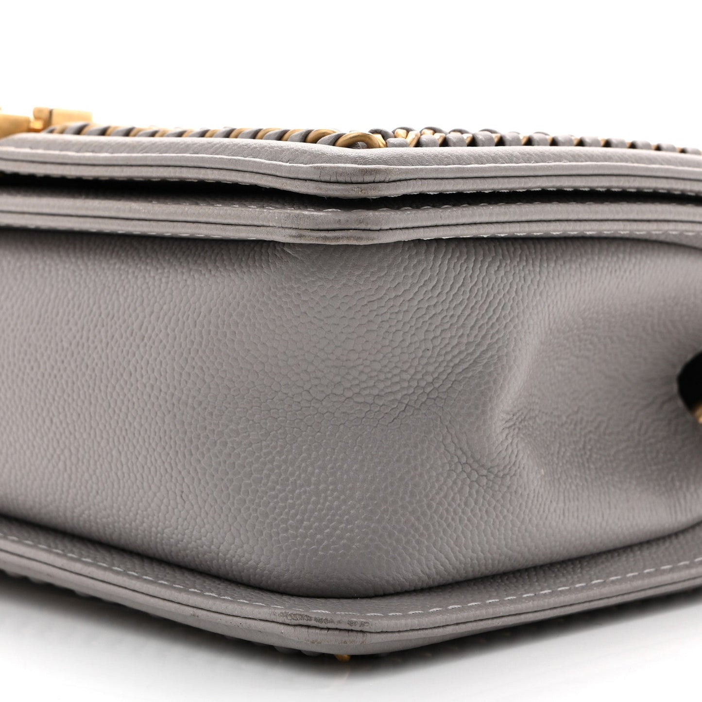 Caviar Quilted Chain Around Medium Boy Flap Grey