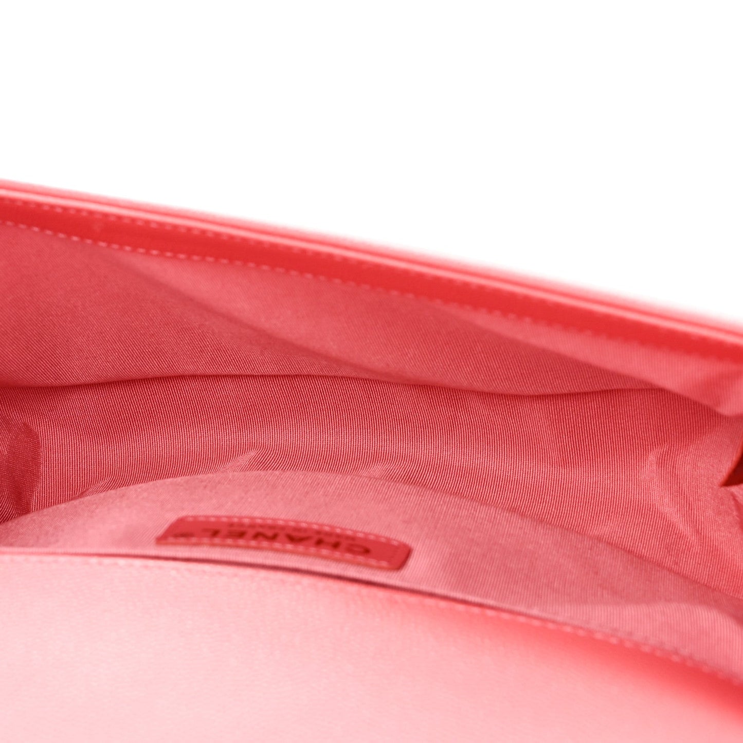 Caviar Quilted Medium Boy Flap Coral