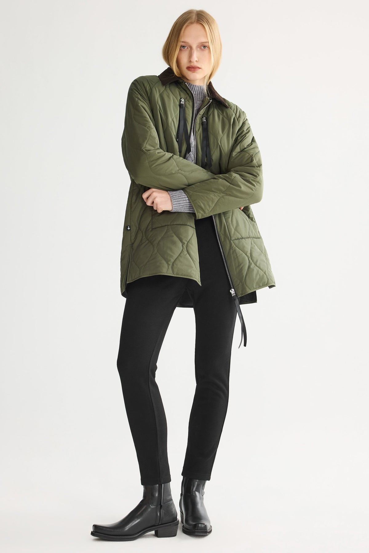 092 Universe® Lightweight Jacket with Corduroy Collar