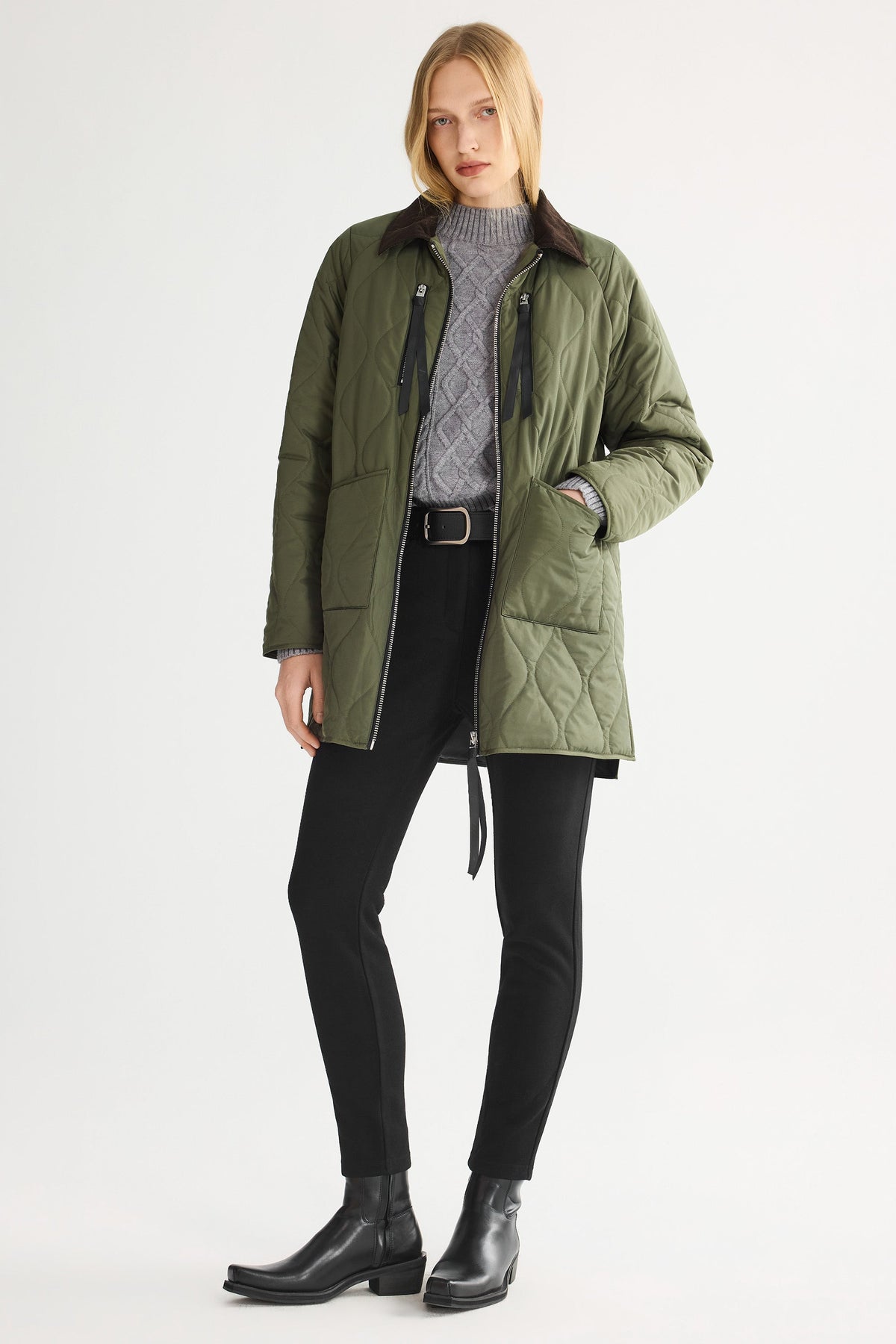 092 Universe® Lightweight Jacket with Corduroy Collar