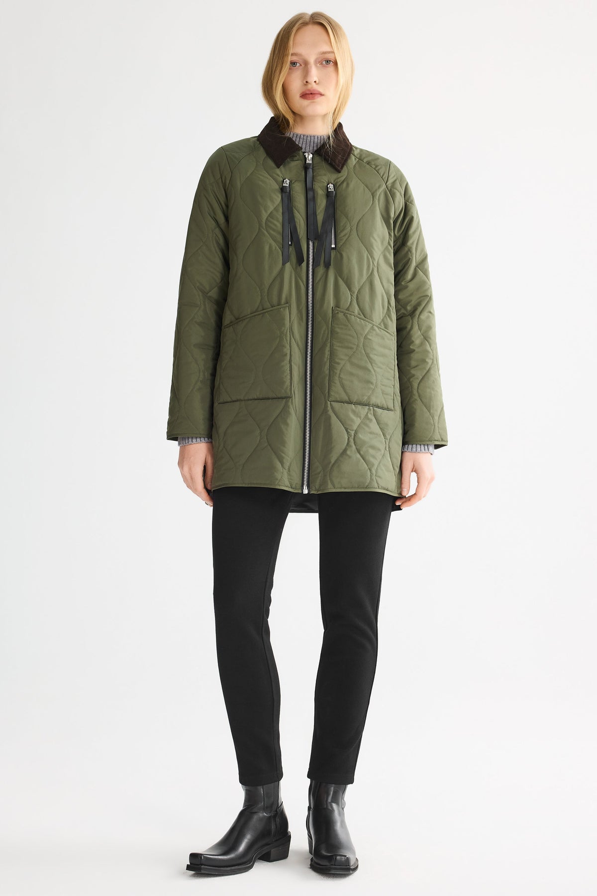 092 Universe® Lightweight Jacket with Corduroy Collar