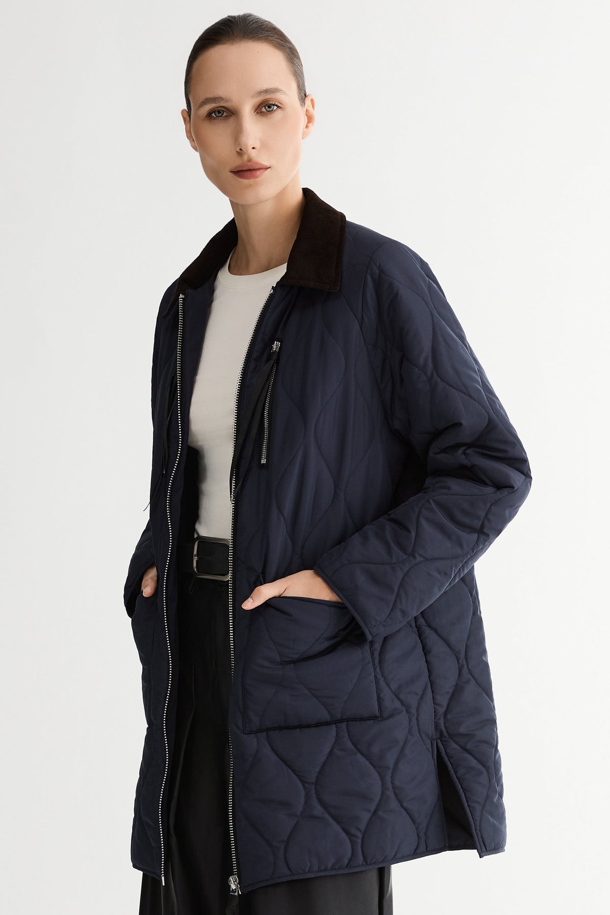 092 Universe® Lightweight Jacket with Corduroy Collar
