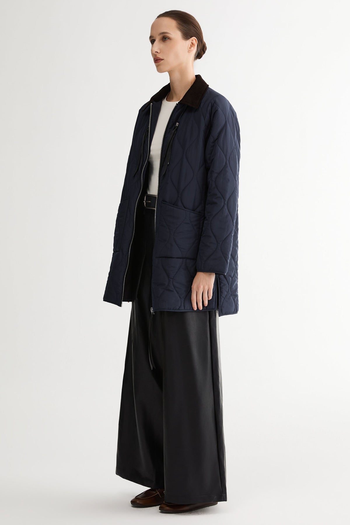 092 Universe® Lightweight Jacket with Corduroy Collar