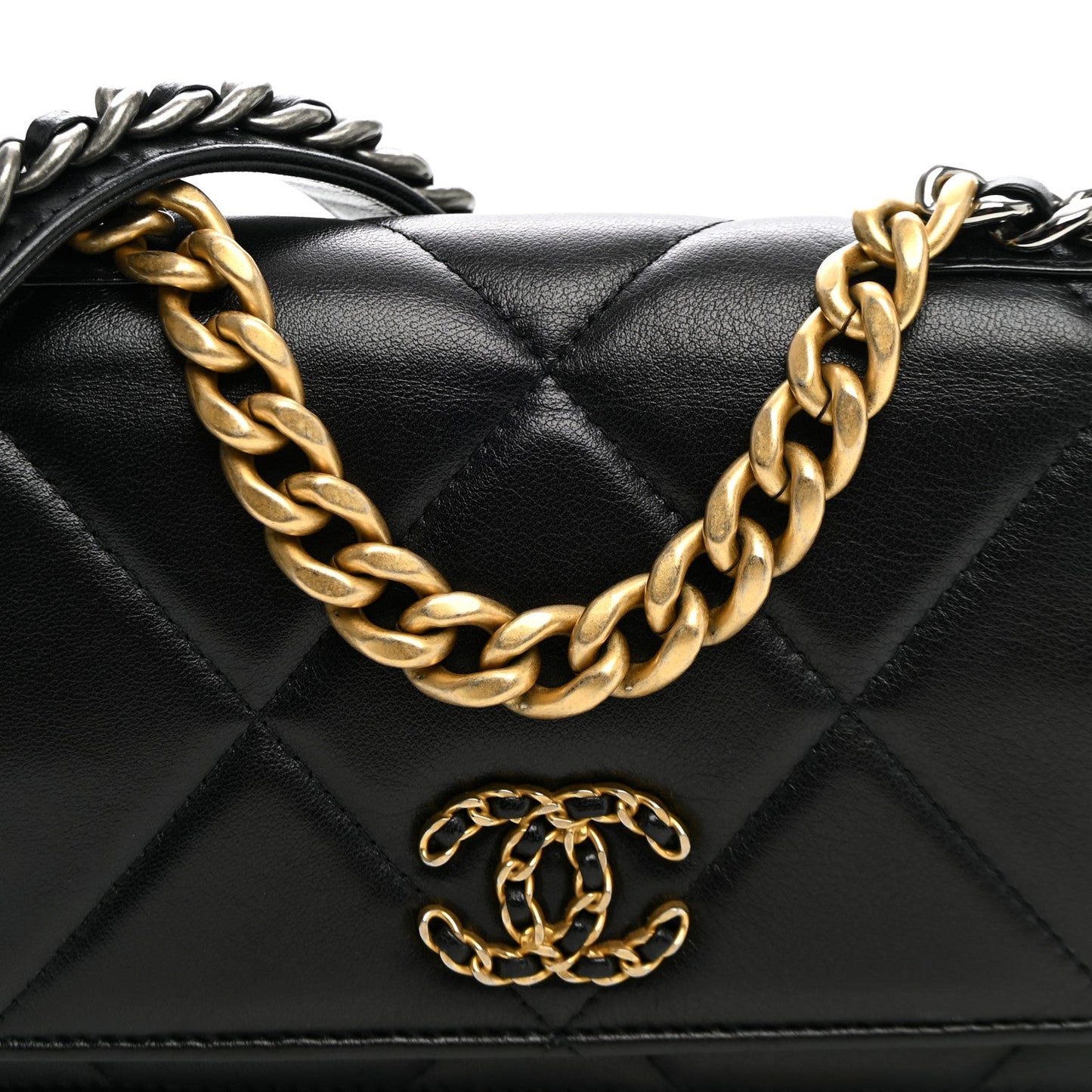 Lambskin Quilted Chanel 19 Wallet On Chain WOC Black