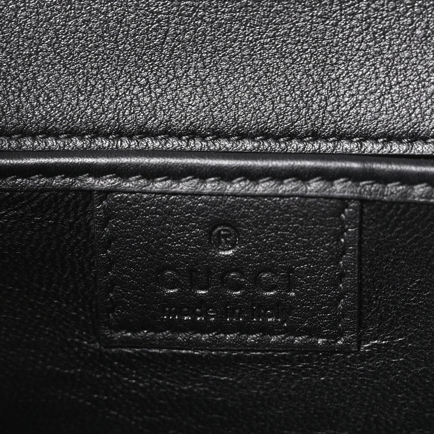 Shiny Polished Calfskin Medium Bamboo Diva Black
