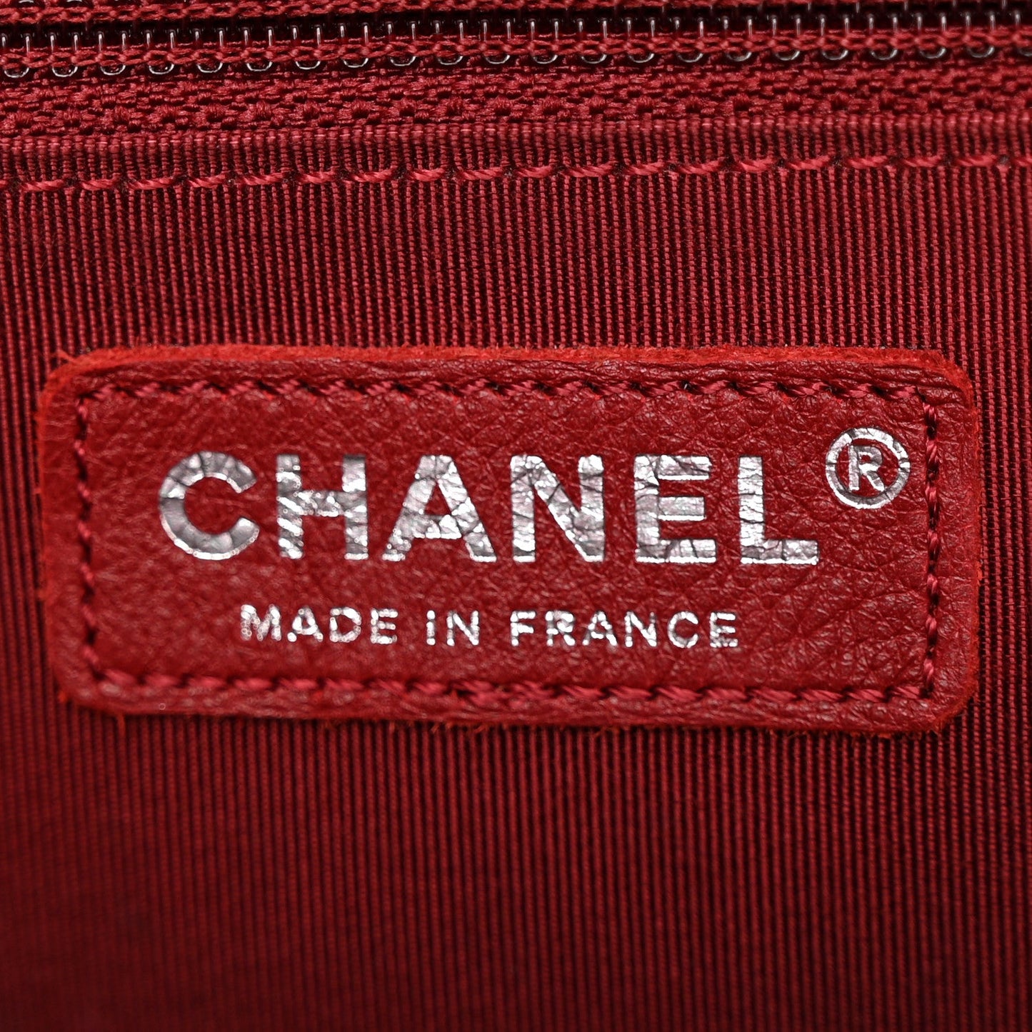 Caviar Quilted New Medium Boy Flap Dark Red