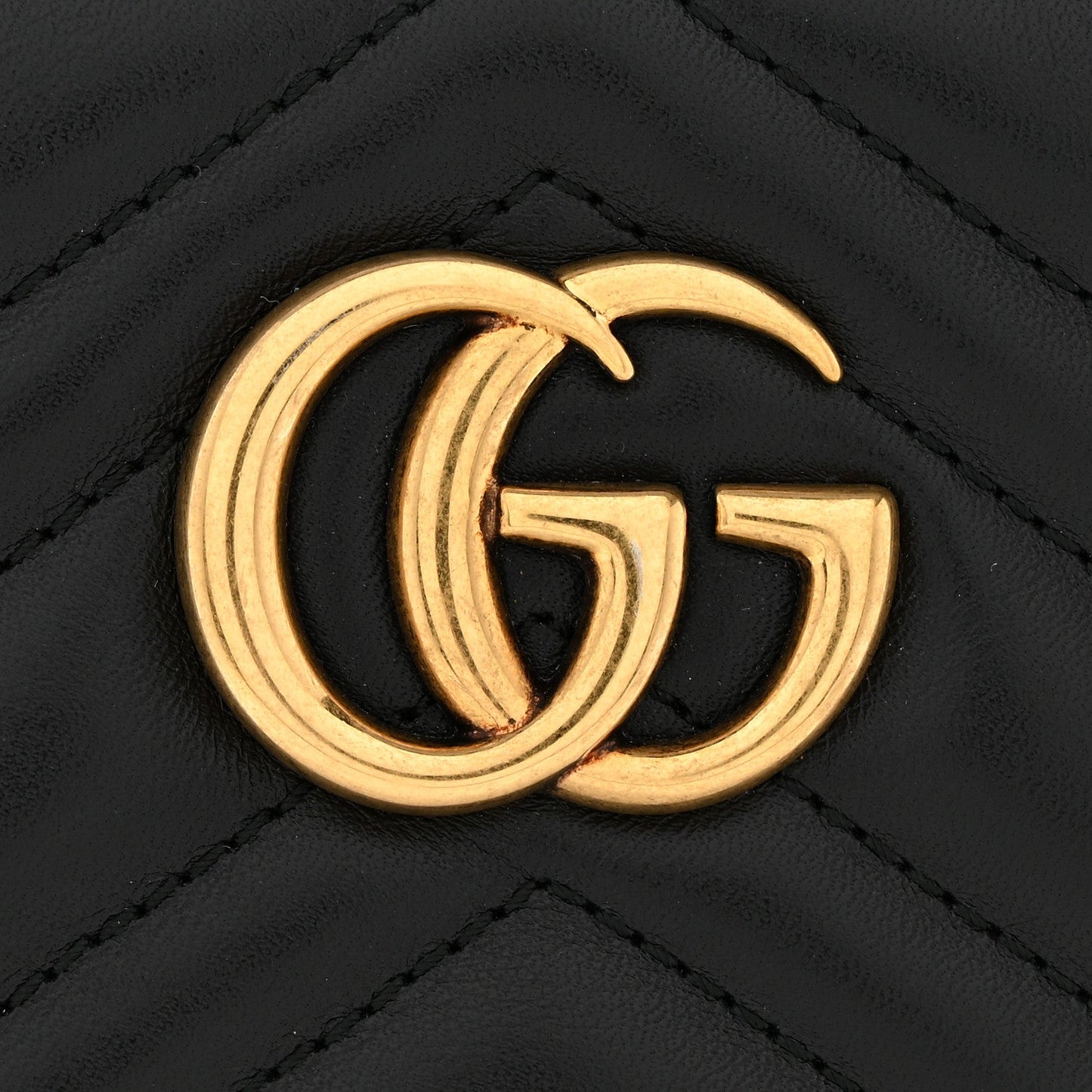 Calfskin Matelasse Large GG Marmont Zip Pouch Black