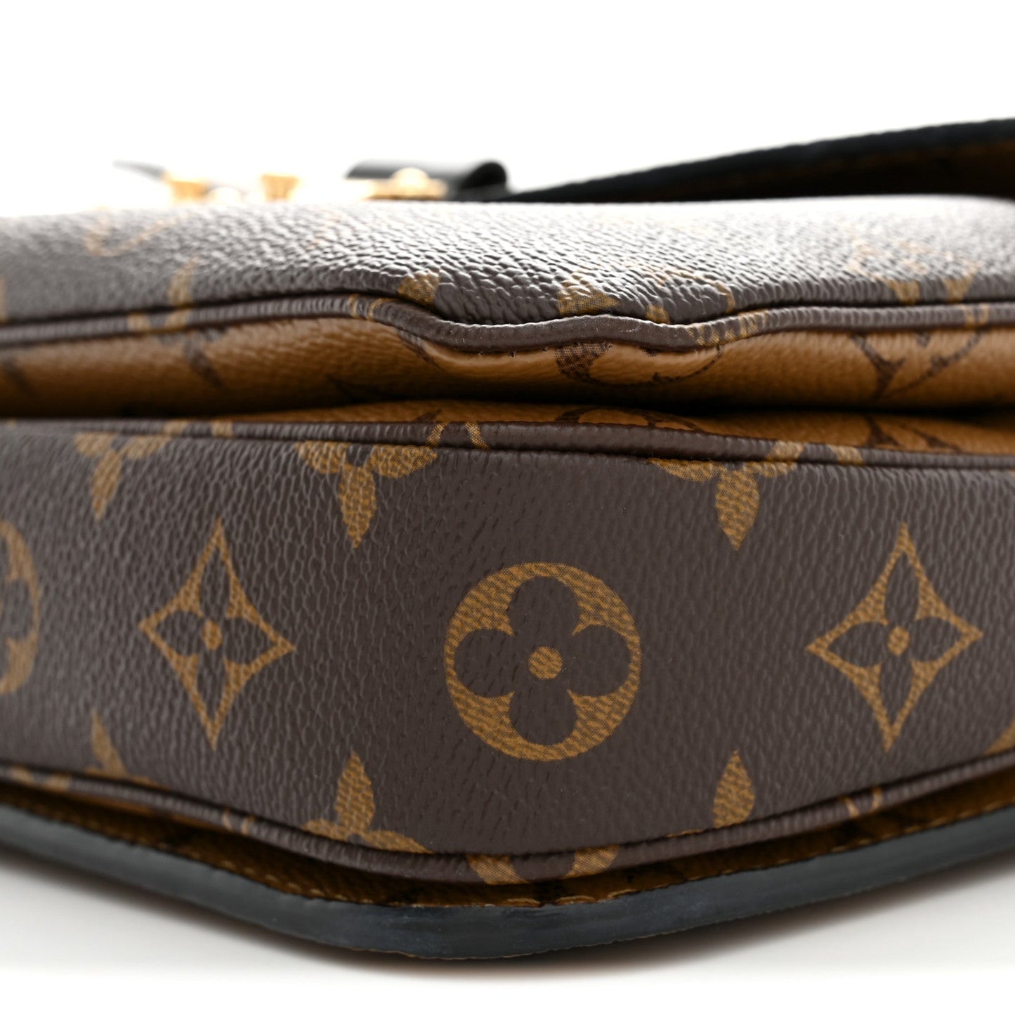 Reverse Monogram Pochette Metis