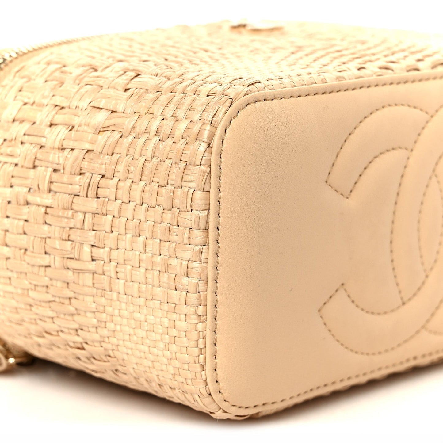 Braided Raffia Top Handle Slim Vanity Case With Chain Beige